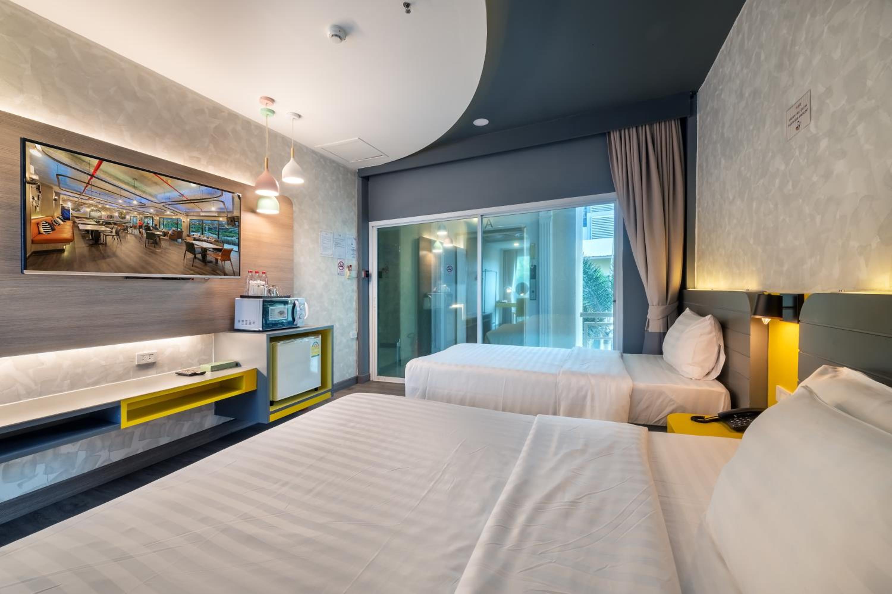 Deluxe Triple Room photo 3