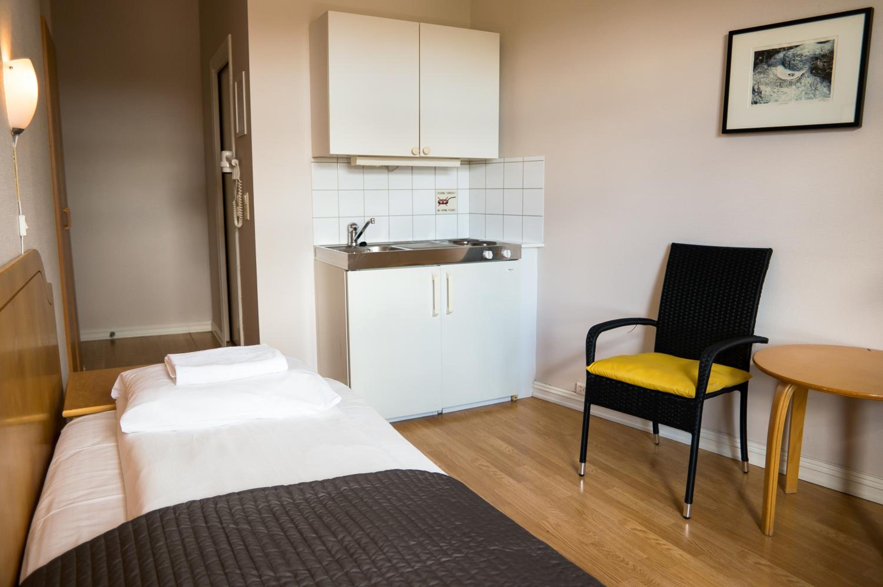 Premium Single Room photo 2