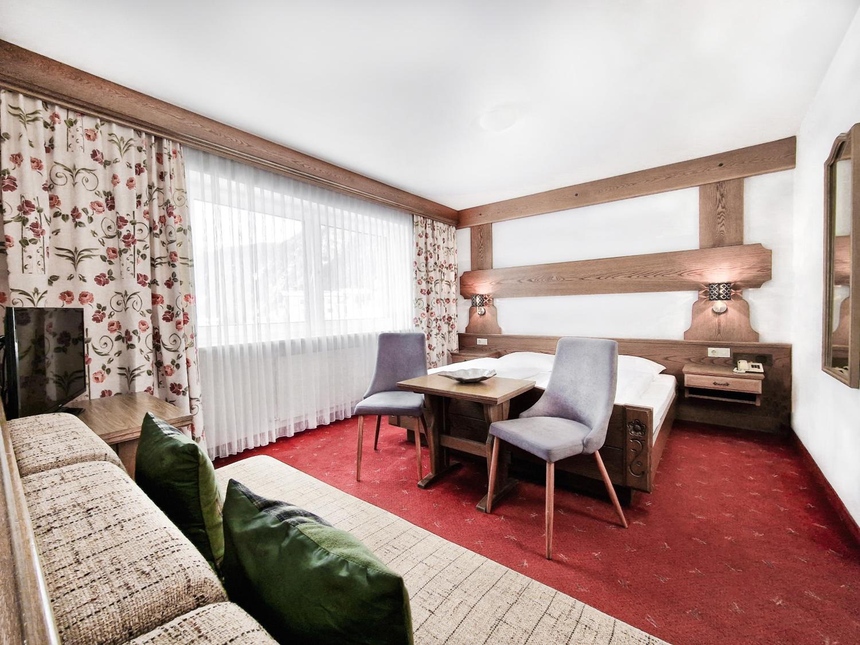Budget Double Room photo 1