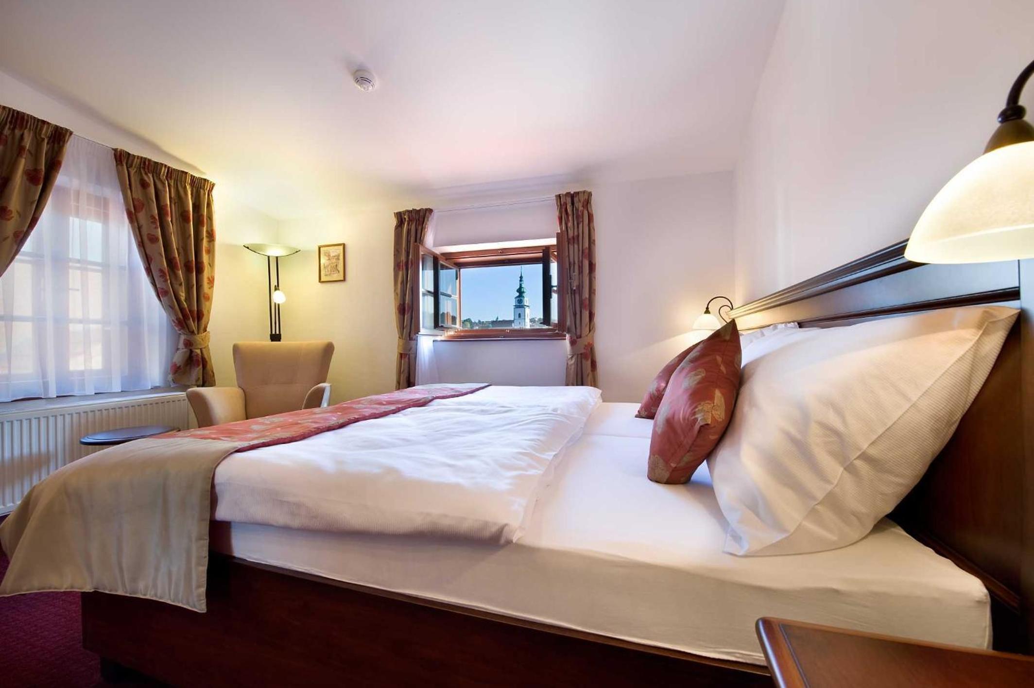 Double Room - Photo 9