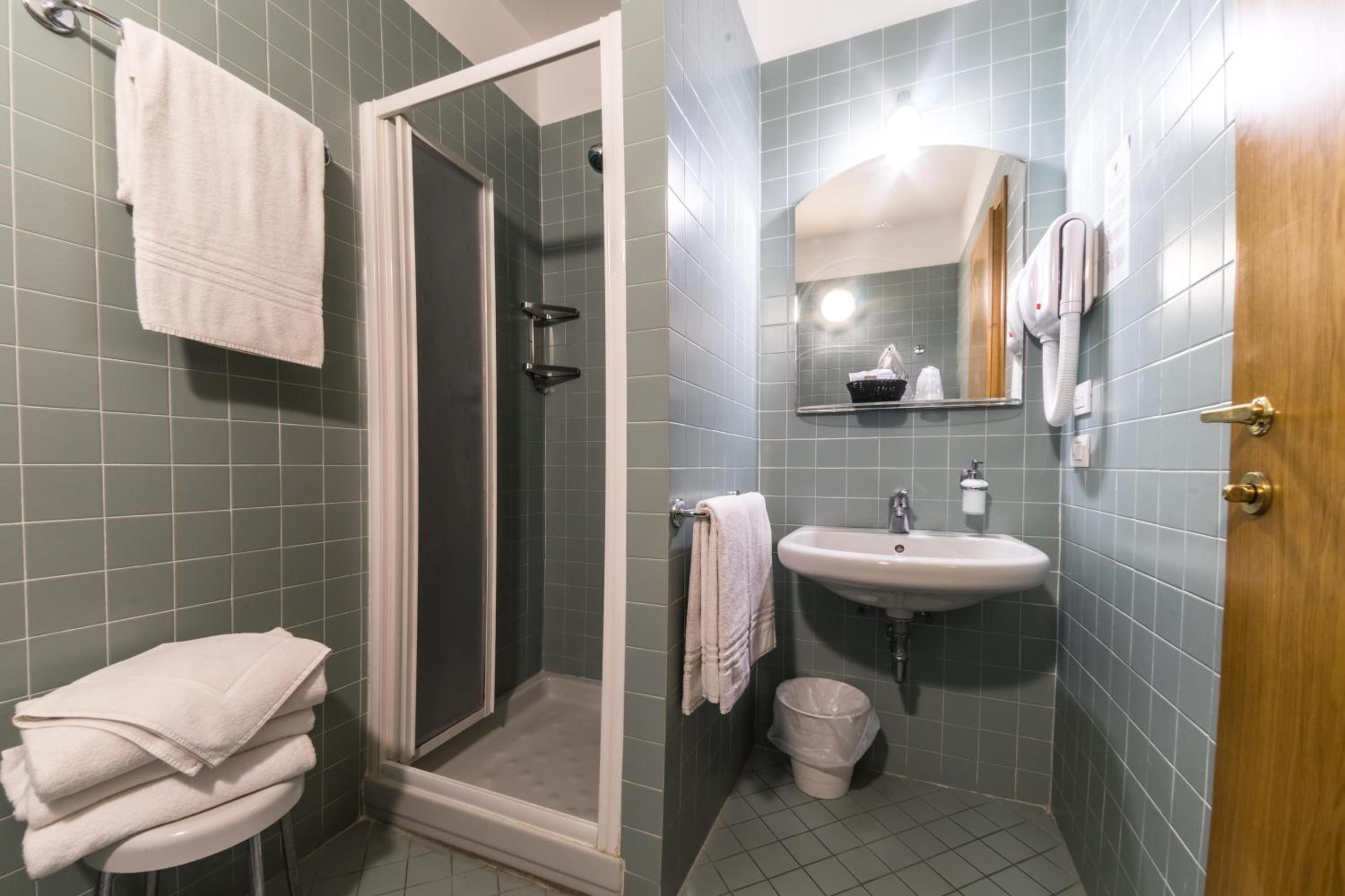 Basic Triple Room