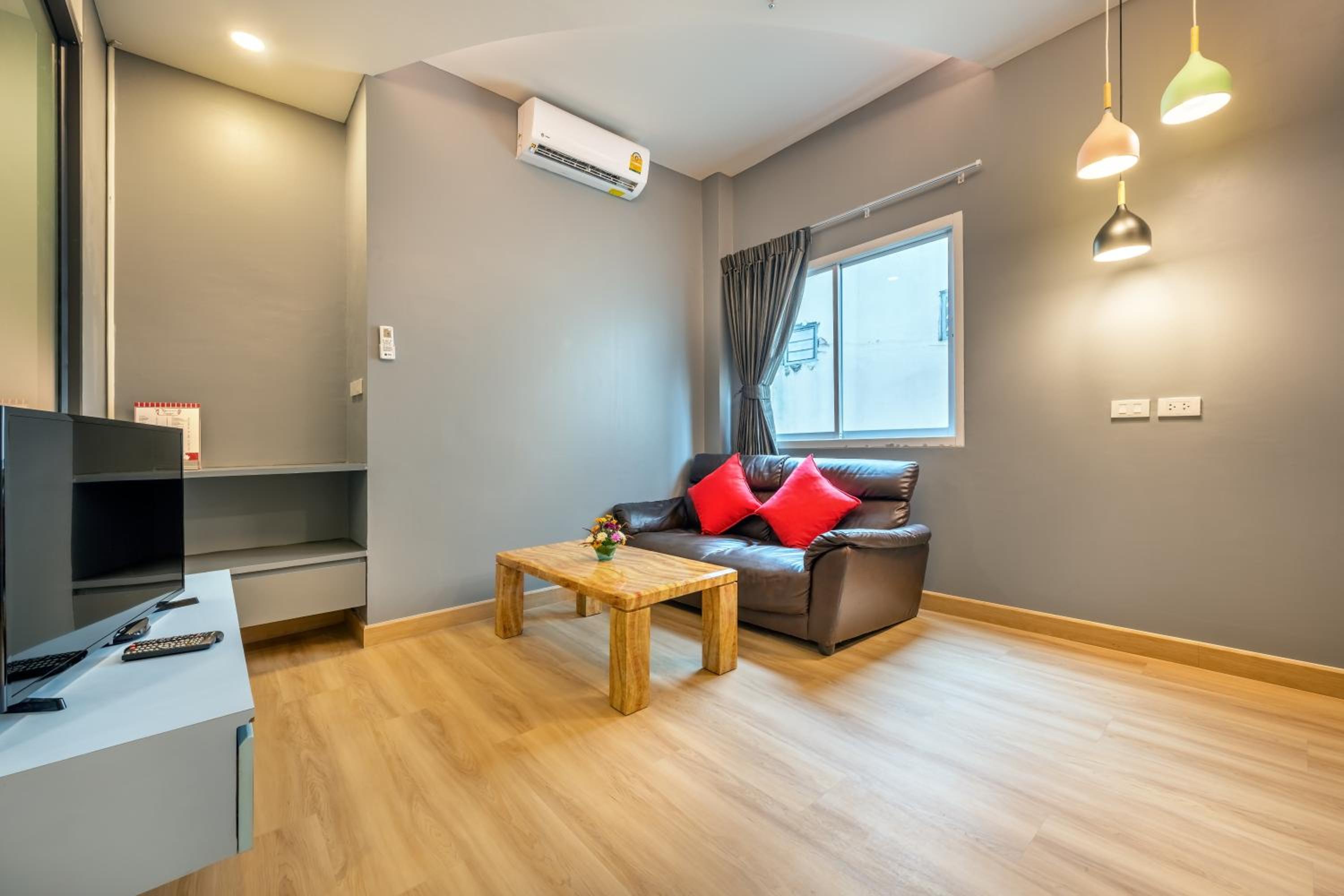 One-Bedroom Suite photo 1