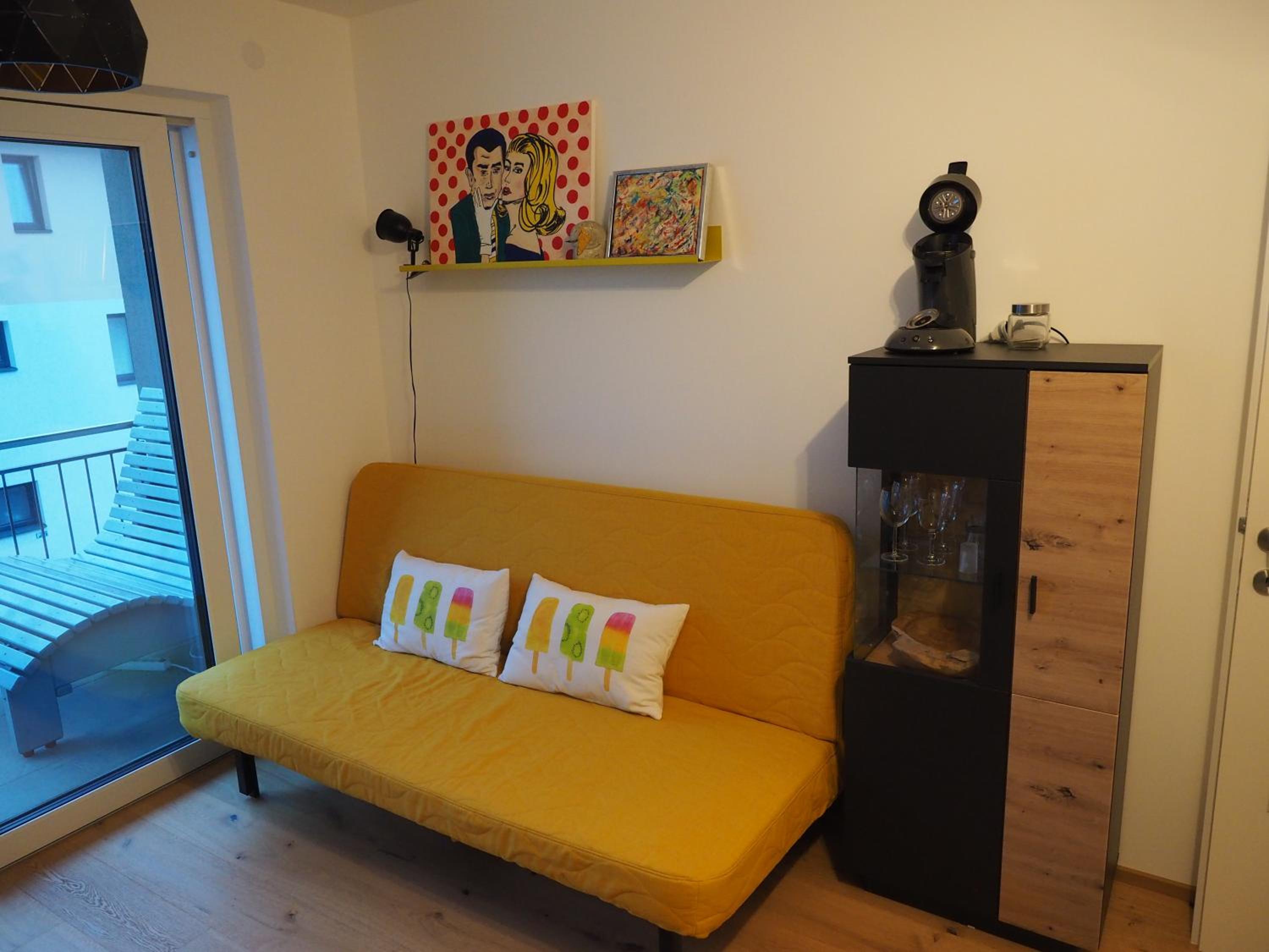 One-Bedroom Apartment photo 1