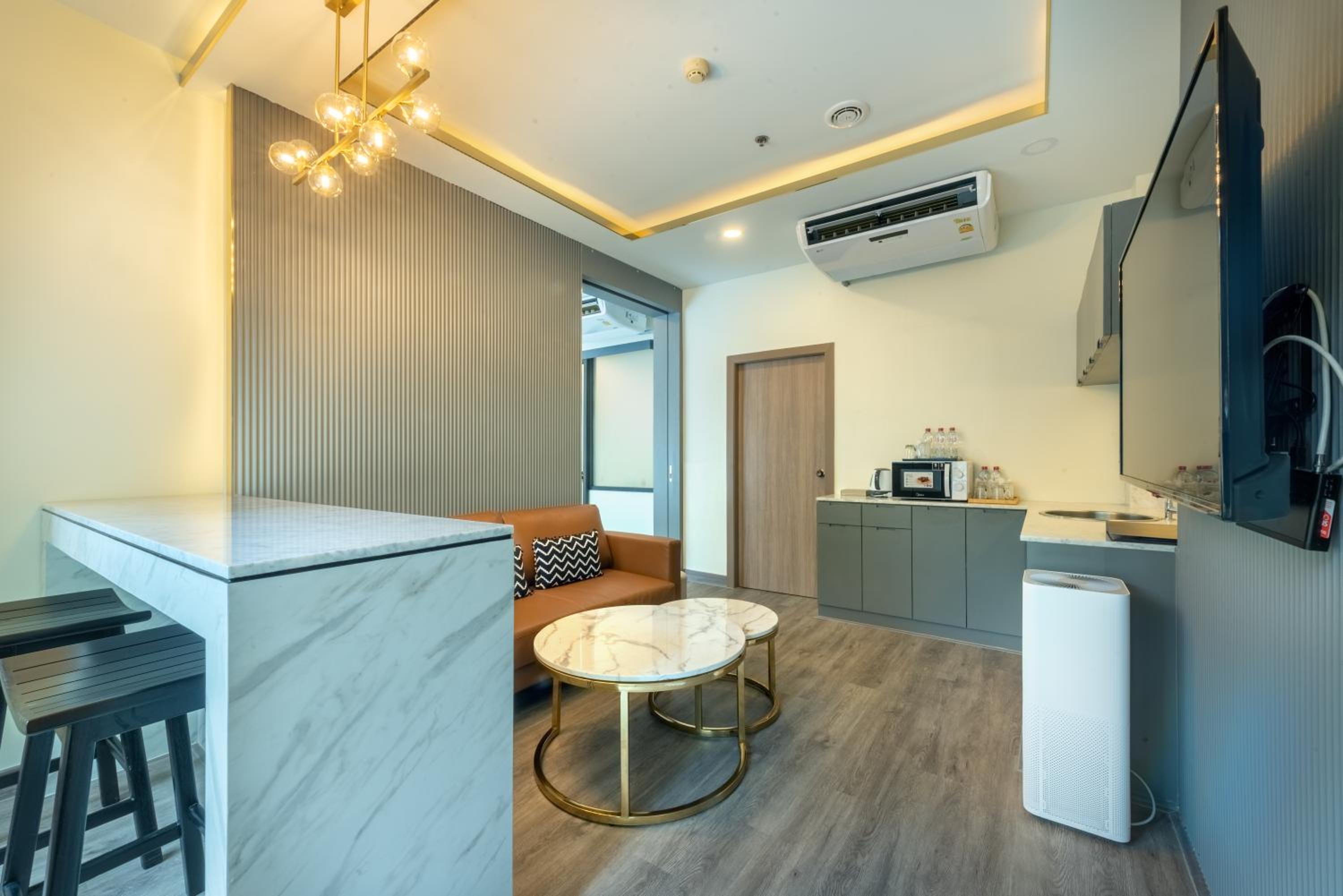 Two-Bedroom Suite photo 1
