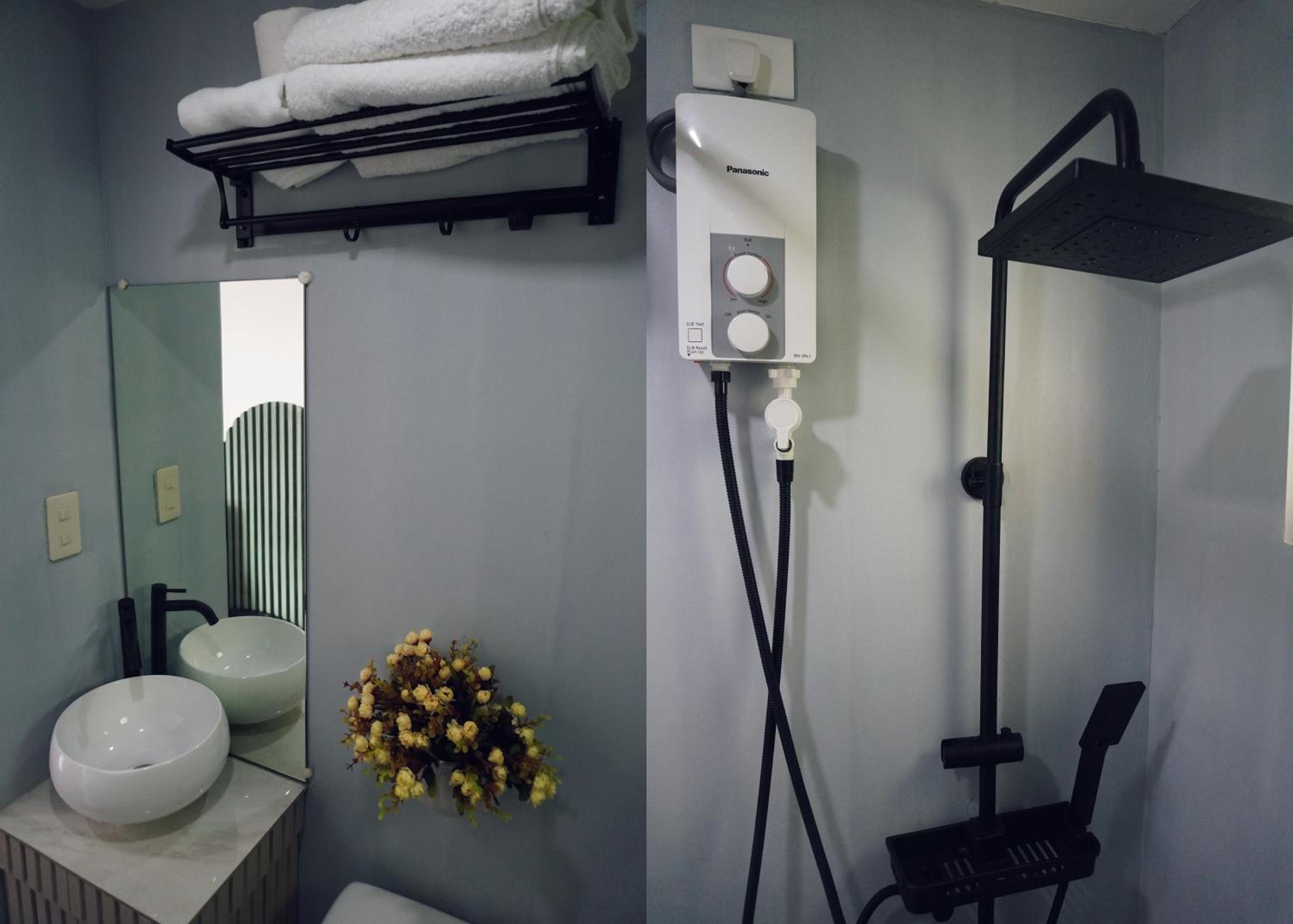 Double Room with Private Bathroom - Photo 9