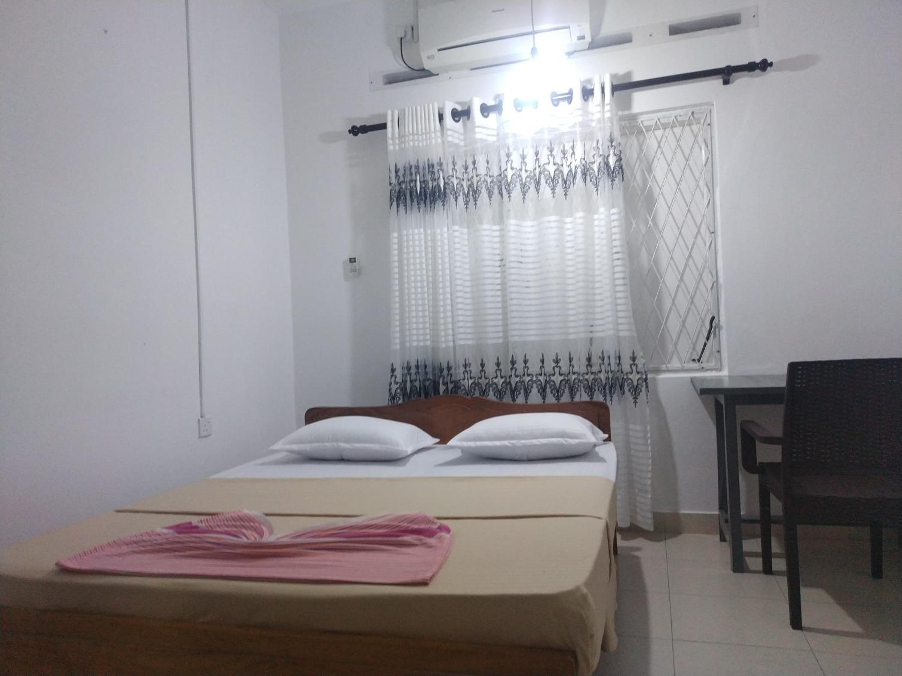 Three-Bedroom Villa photo 2