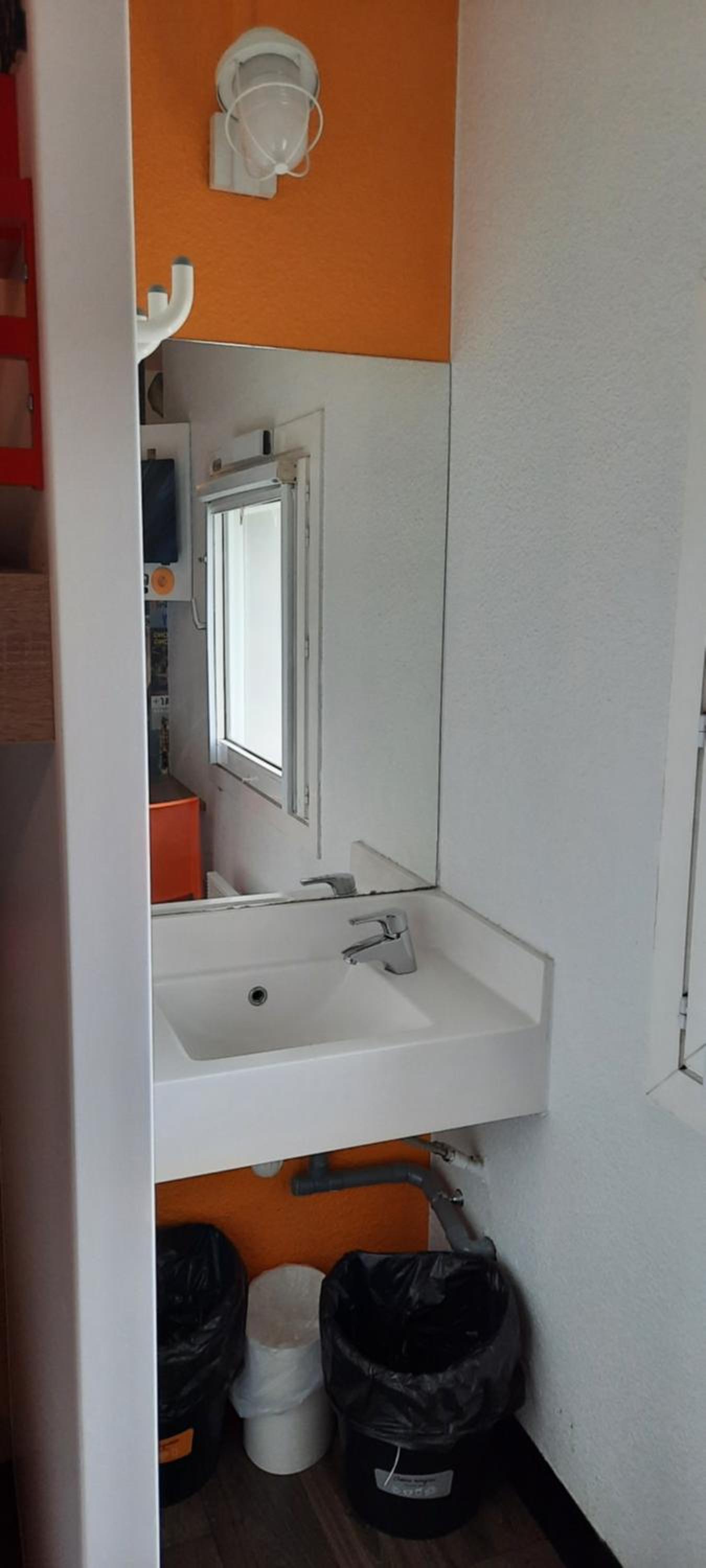 Break Room - Photo 5
