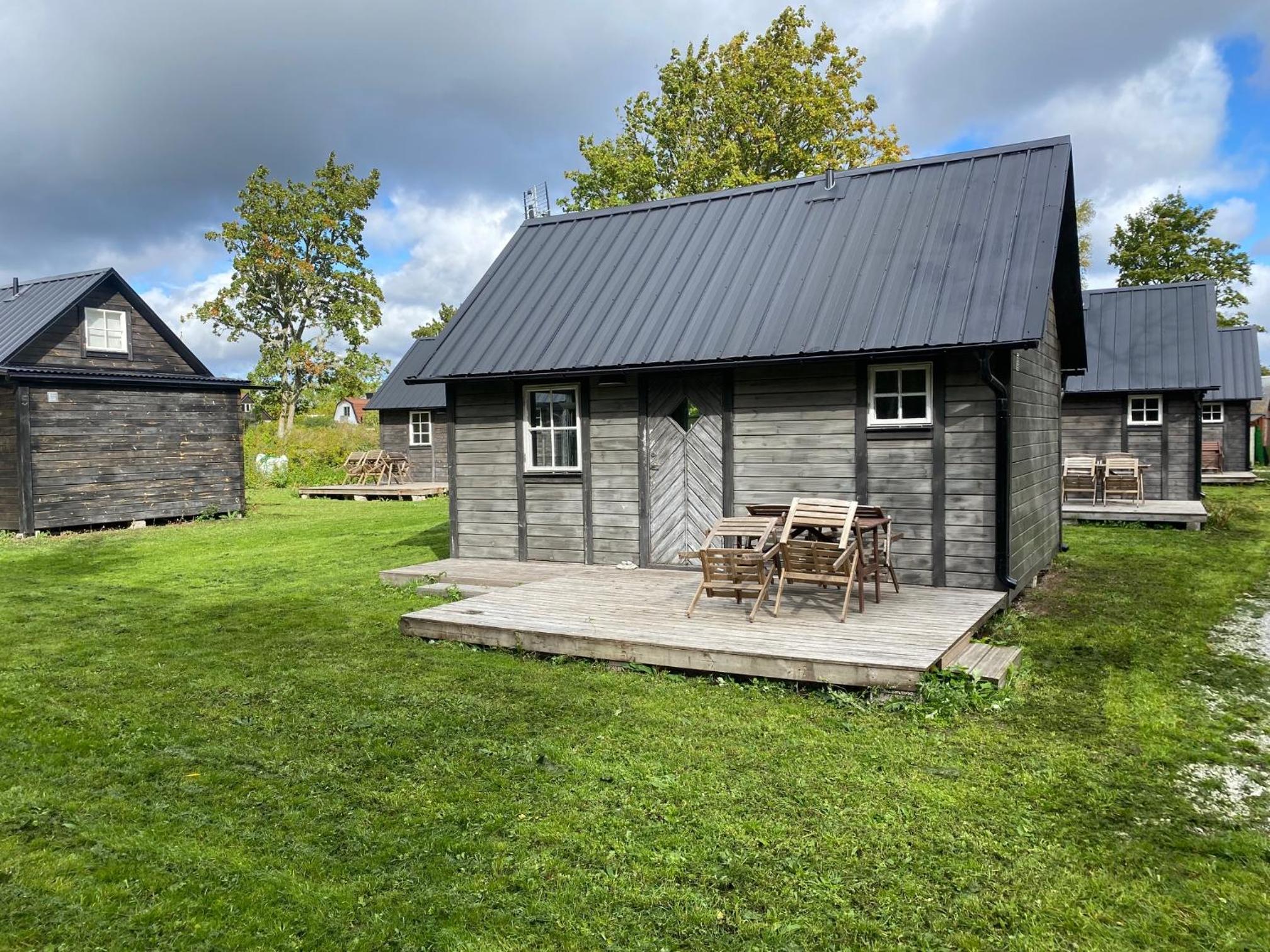 Two-Bedroom House - Photo 1