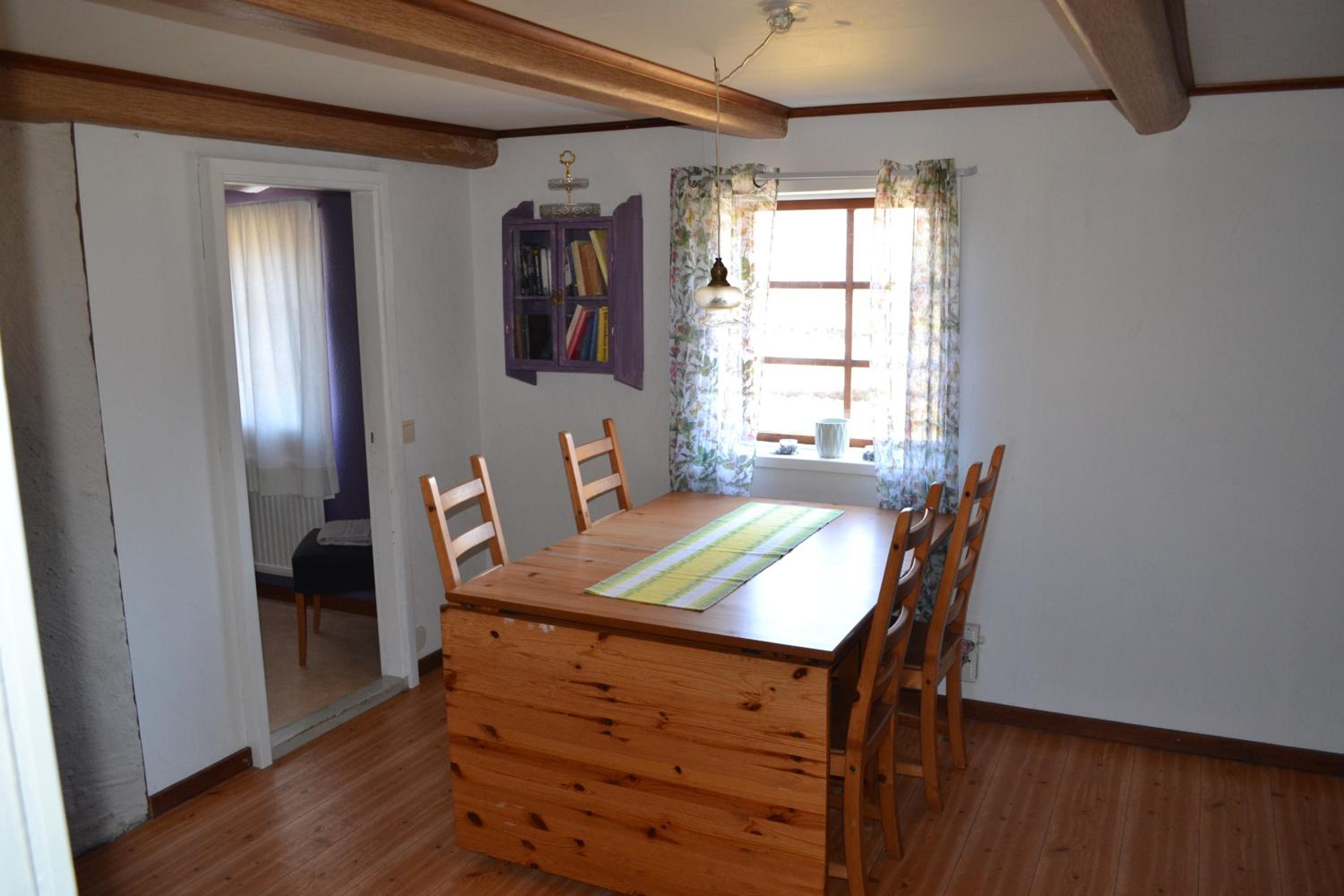 Three-Bedroom House - Photo 4