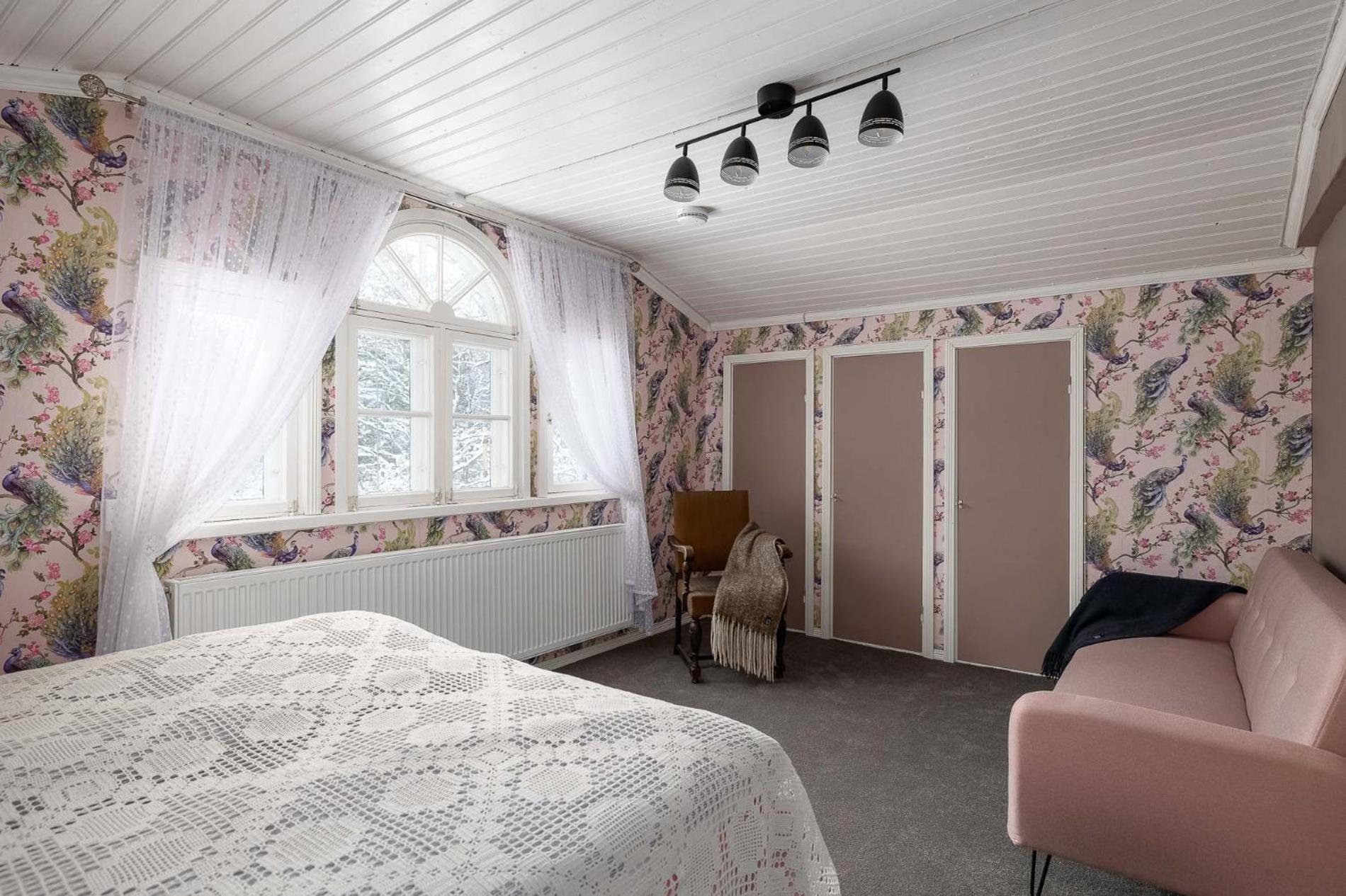 Villa photo 1