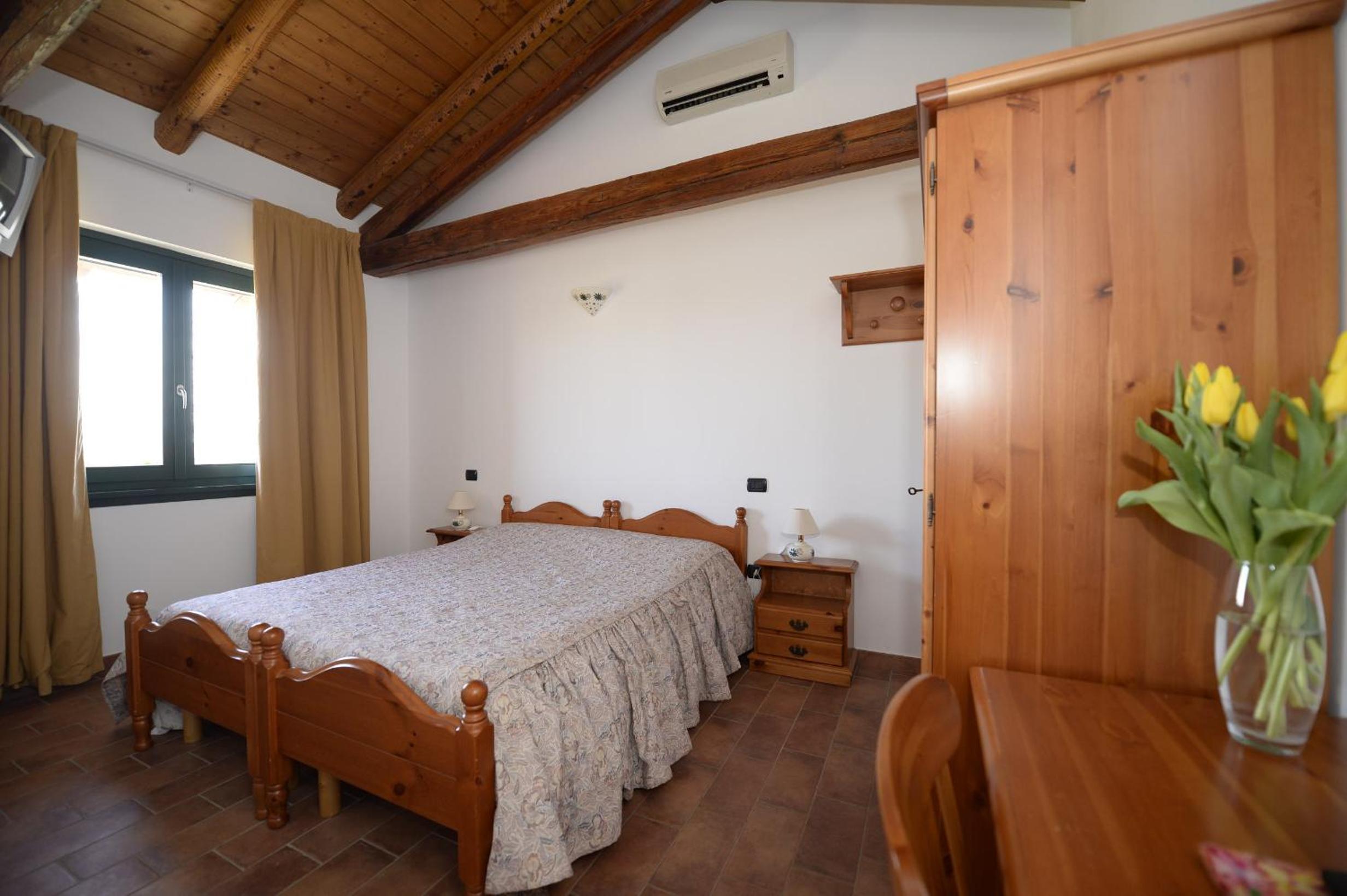 Large Double Room