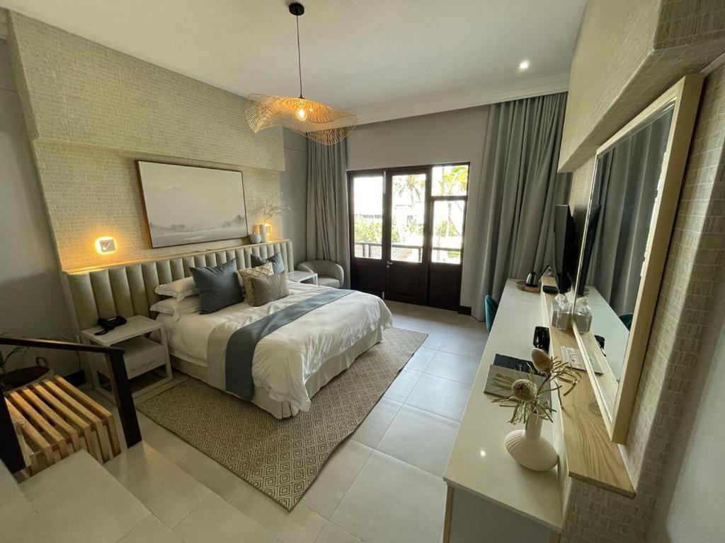 King Room with Sea View - Photo 1