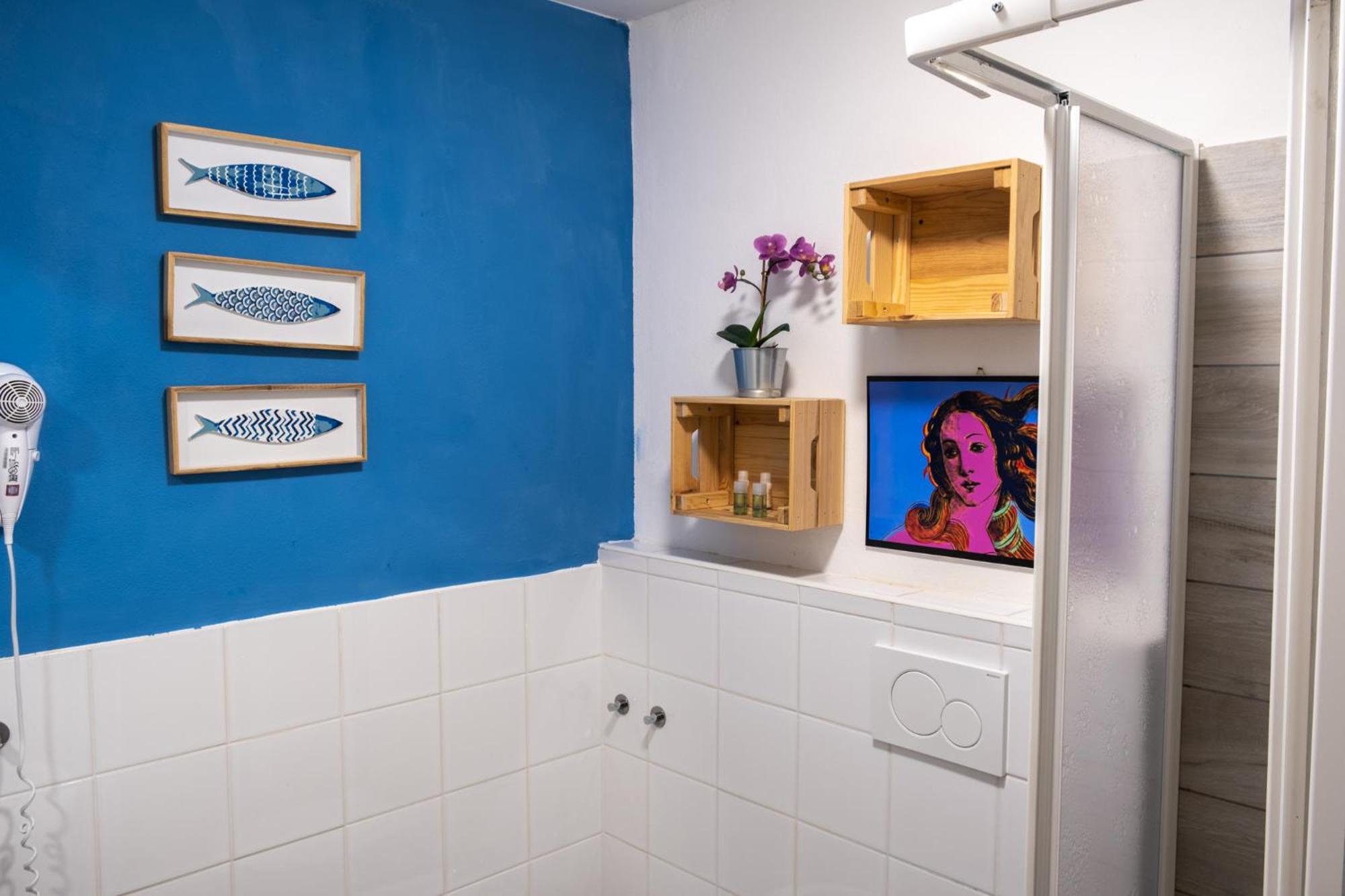 Double Room with Private Internal Bathroom photo 3