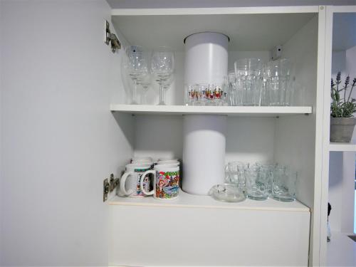 Apartment with Balcony photo 3
