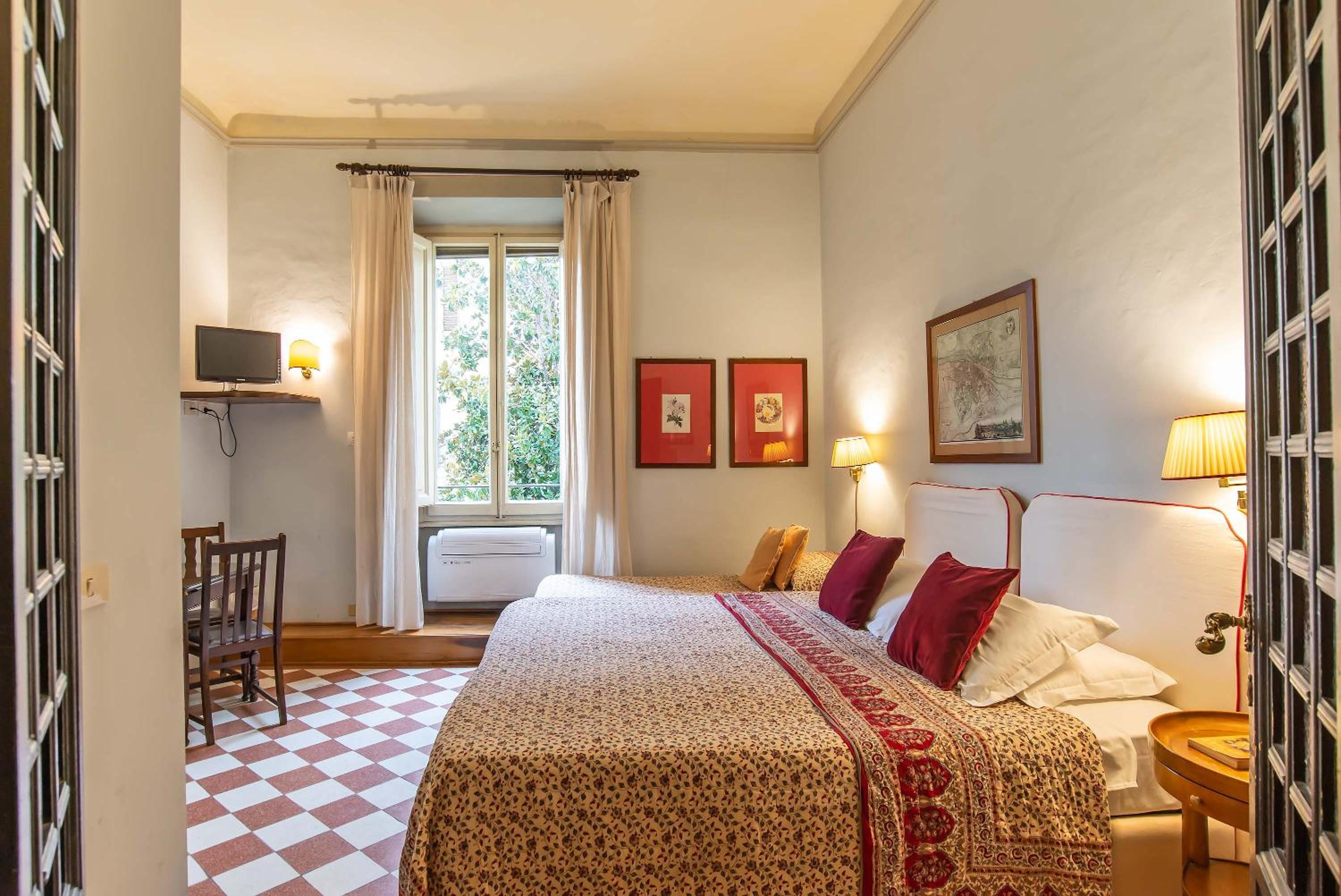 Double or Twin Room with Extra Bed photo 1
