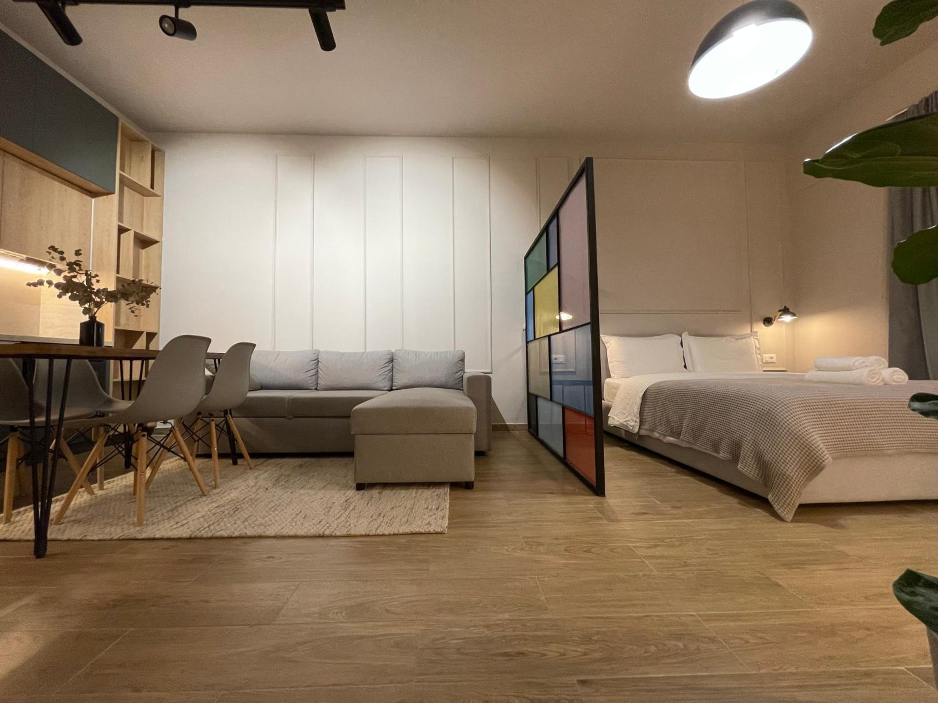 Studio Apartment
