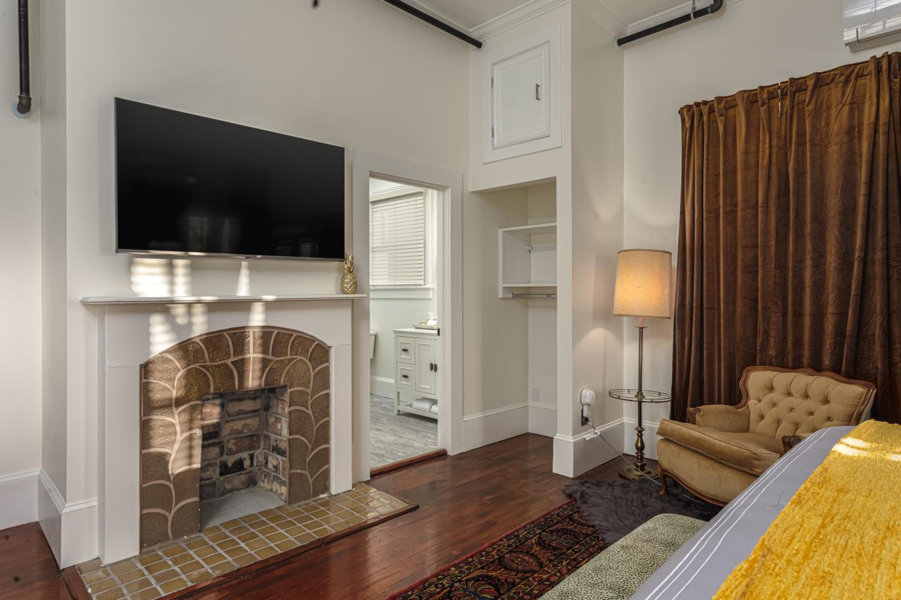 Superior King Room photo 2