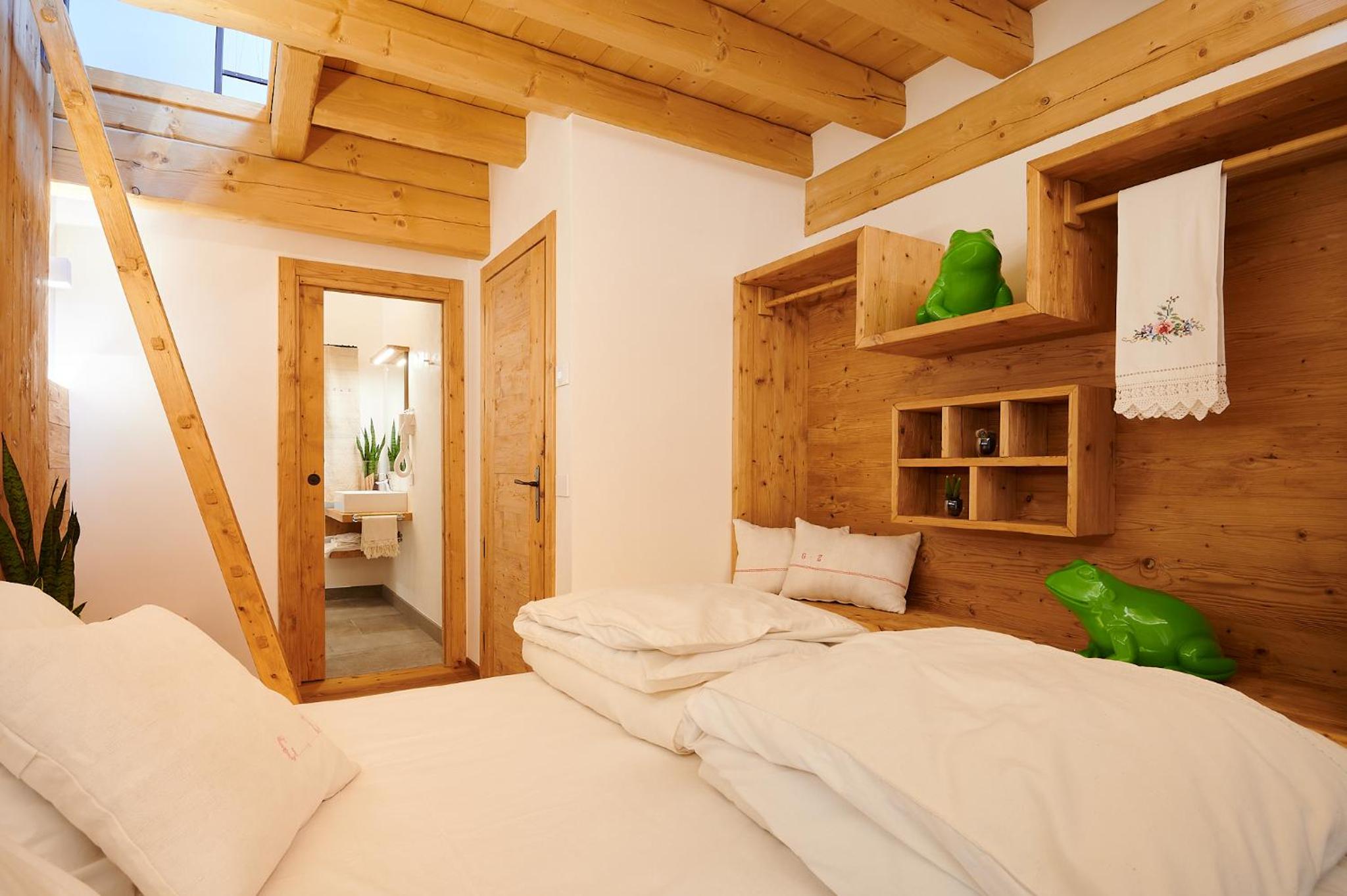 Duplex Quadruple Room