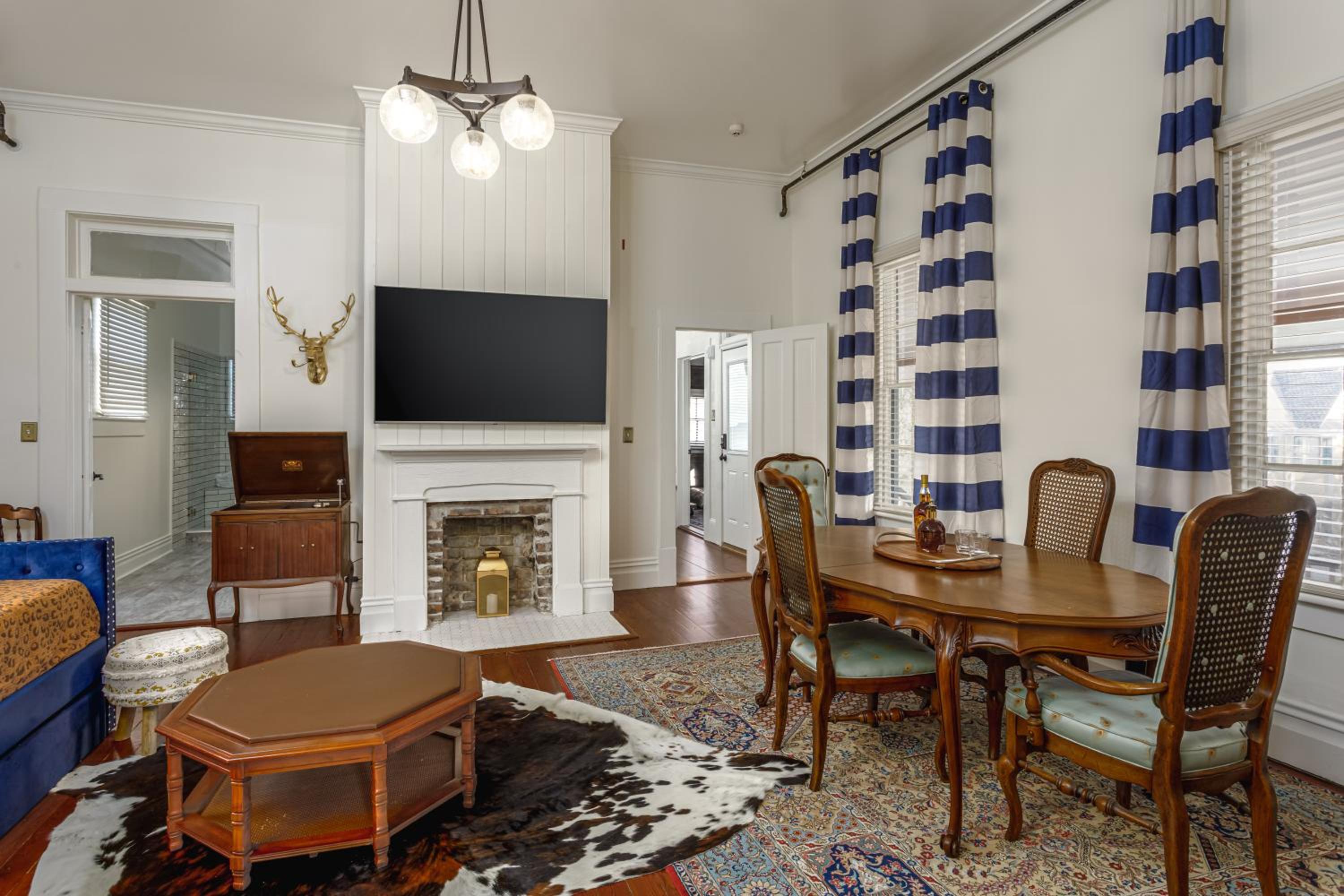 Two-Bedroom Suite photo 1