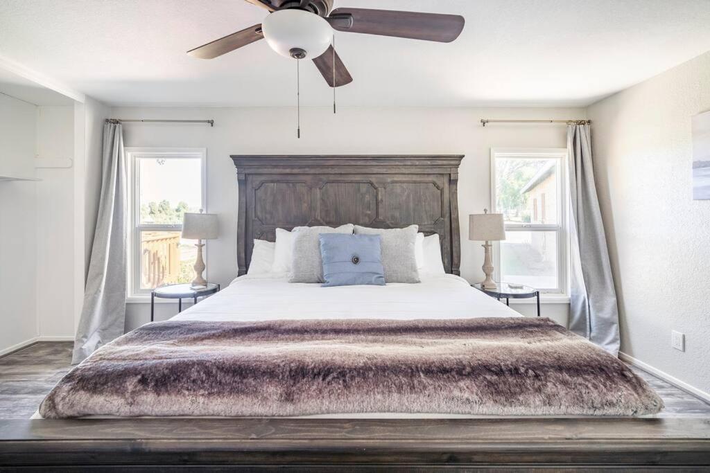 Four-Bedroom House photo 1