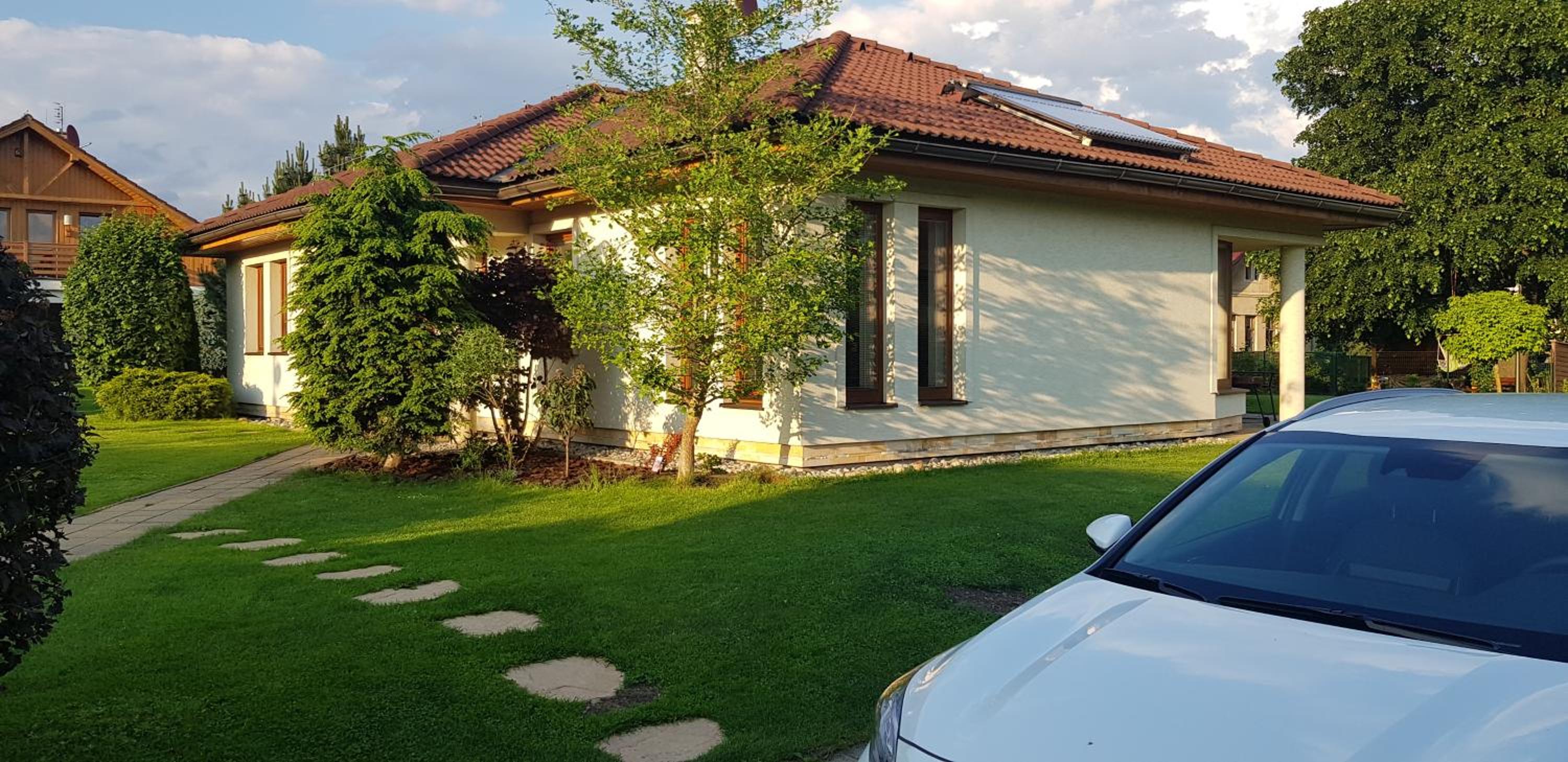 Three-Bedroom House photo 2
