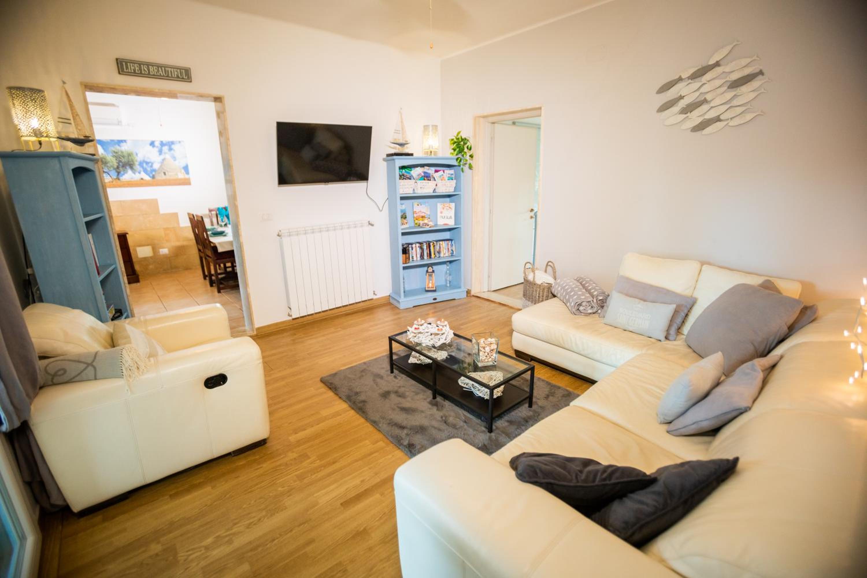Villa photo 1
