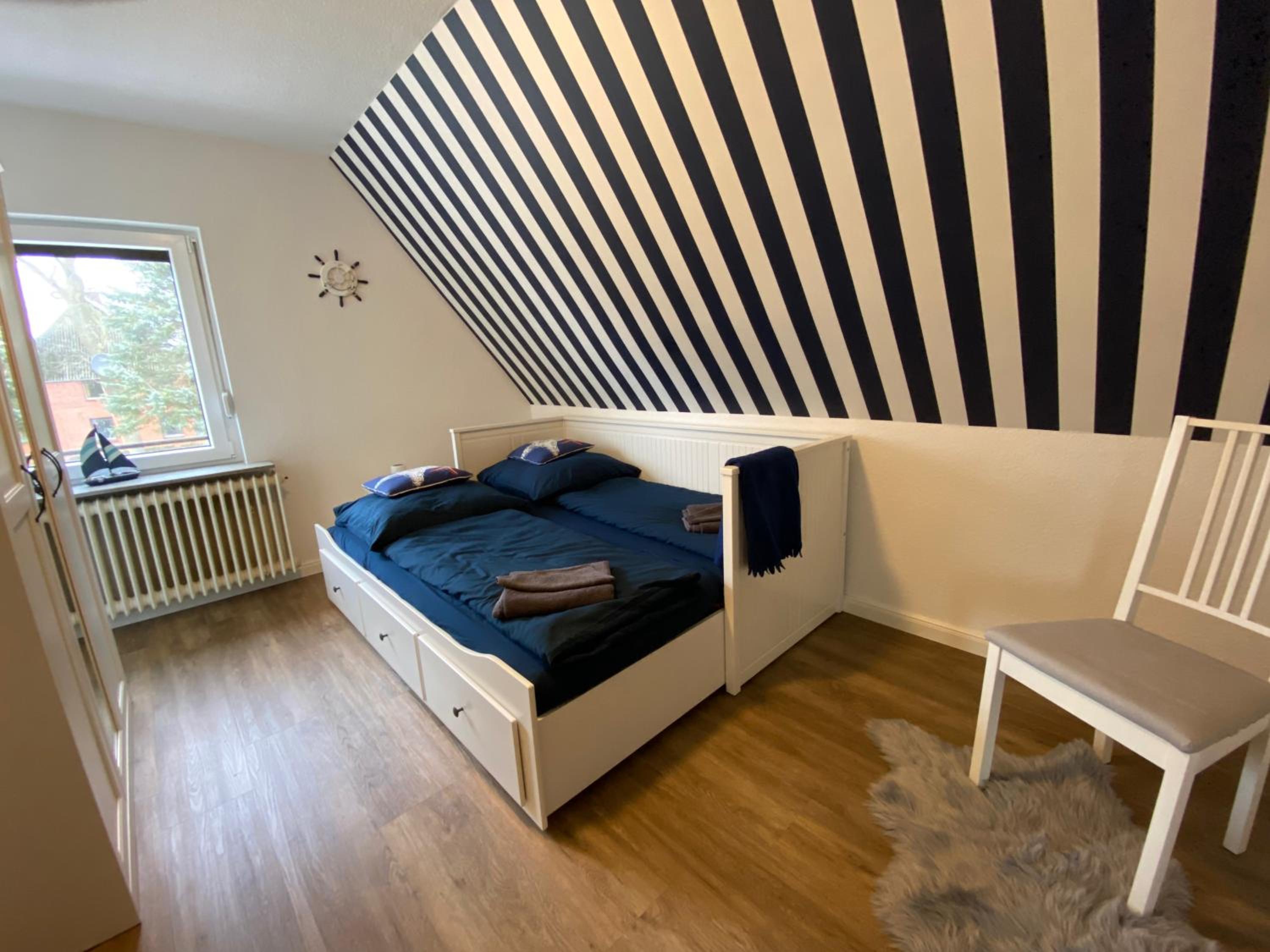 Three-Bedroom House photo 2
