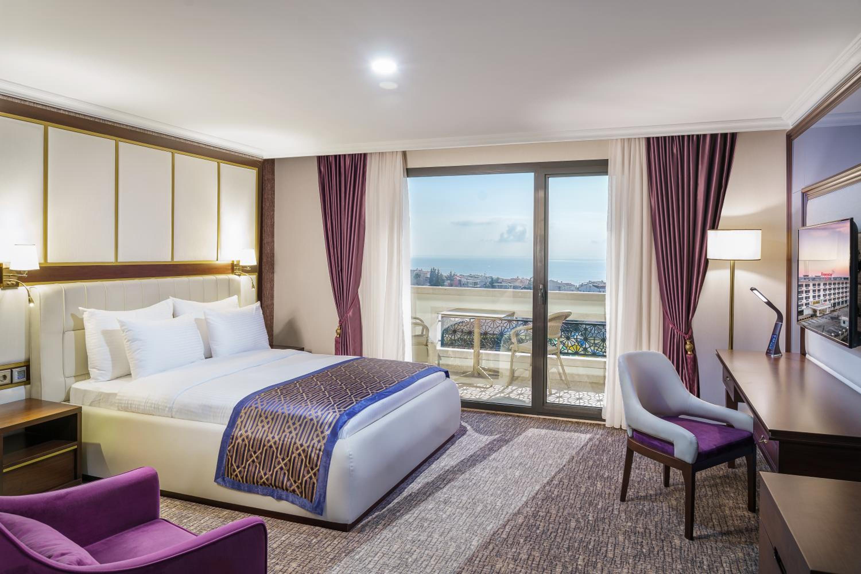 Standard Double Room with Sea View - Photo 1