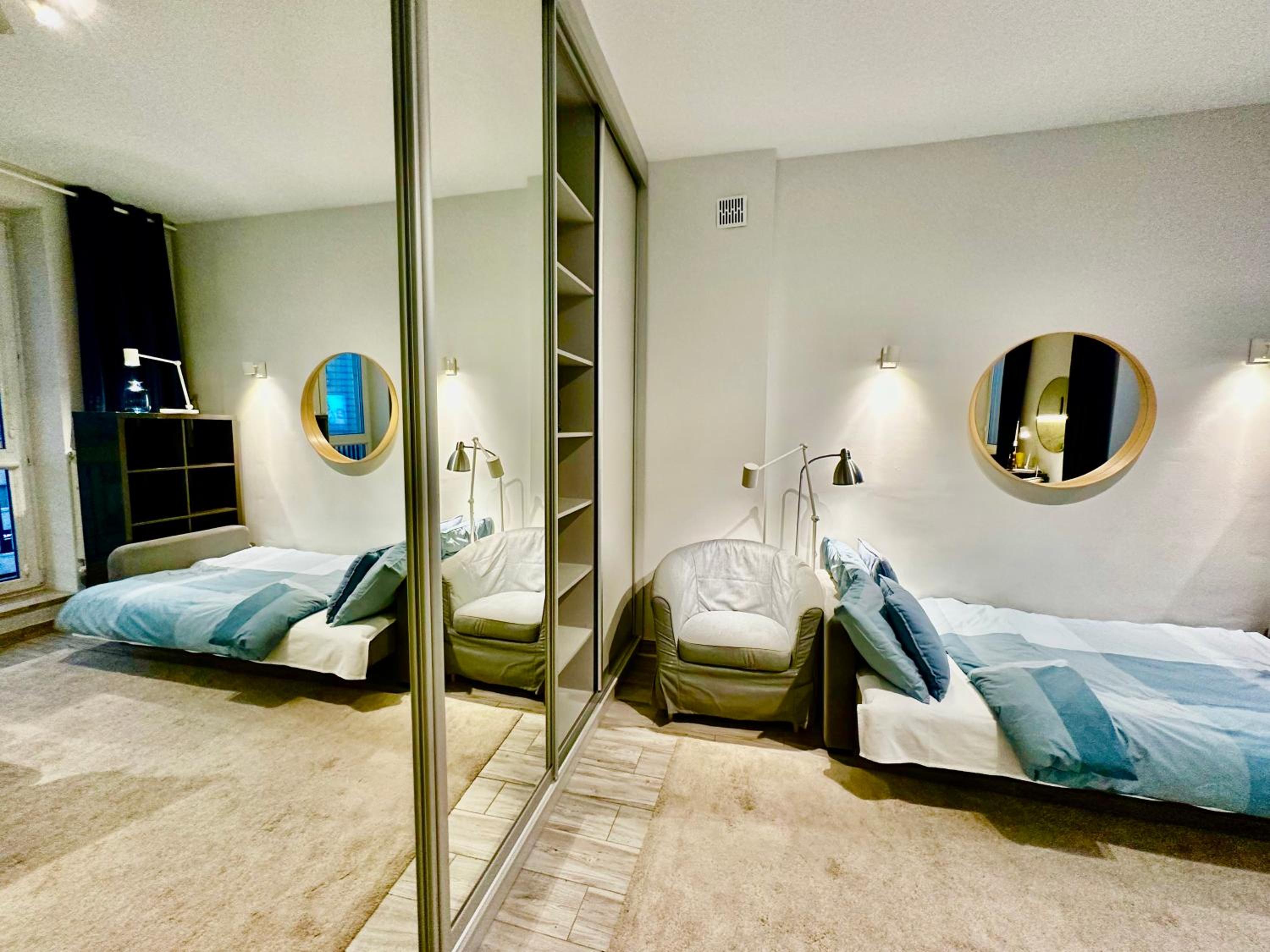 One-Bedroom Apartment - Photo 3