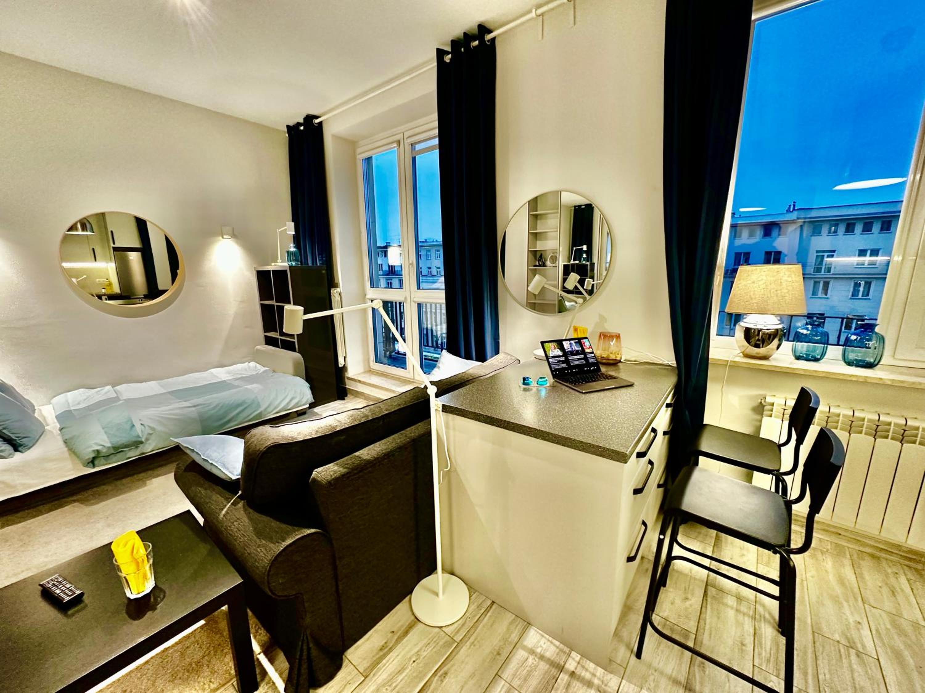 One-Bedroom Apartment - Photo 14