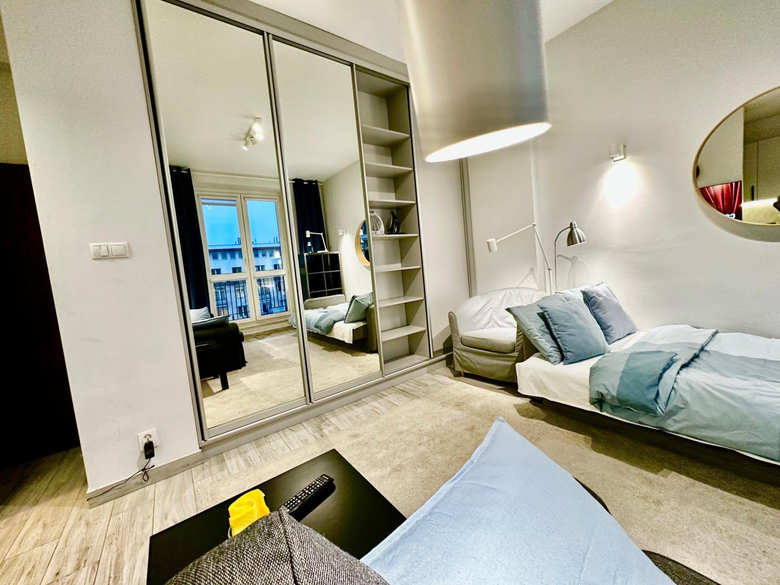 One-Bedroom Apartment - Photo 20