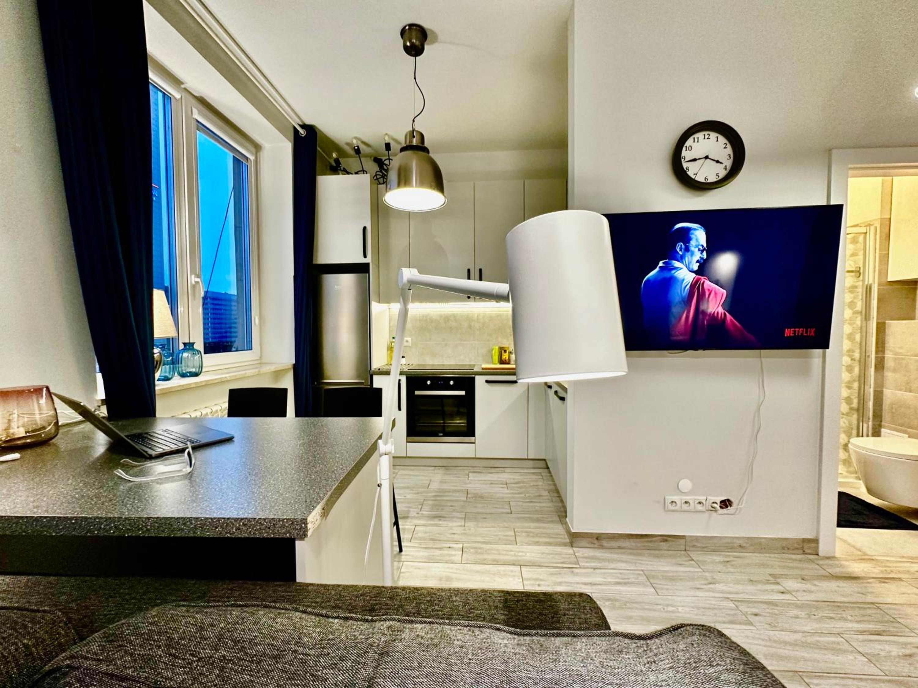One-Bedroom Apartment - Photo 30
