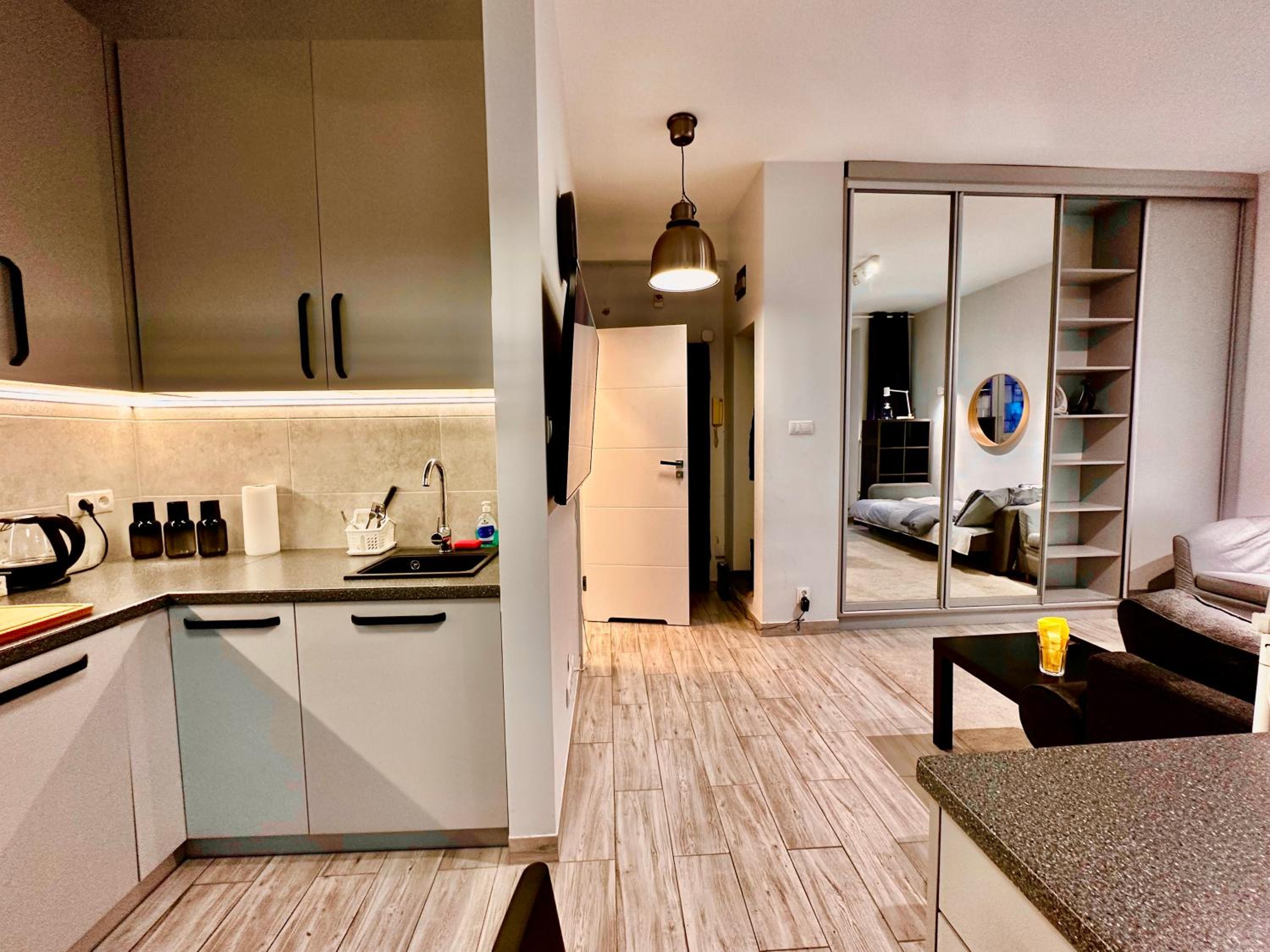 One-Bedroom Apartment - Photo 34