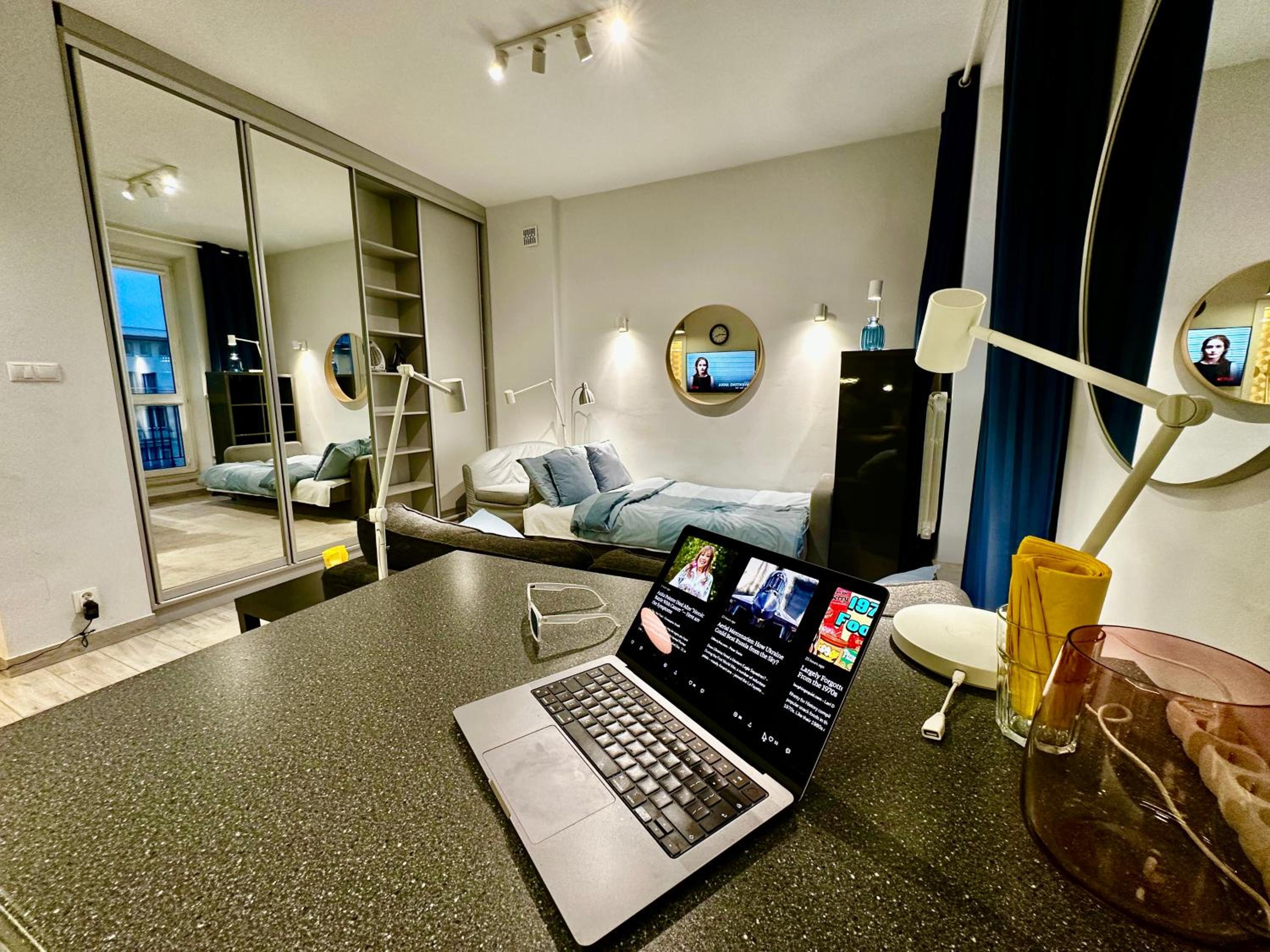 One-Bedroom Apartment - Photo 40