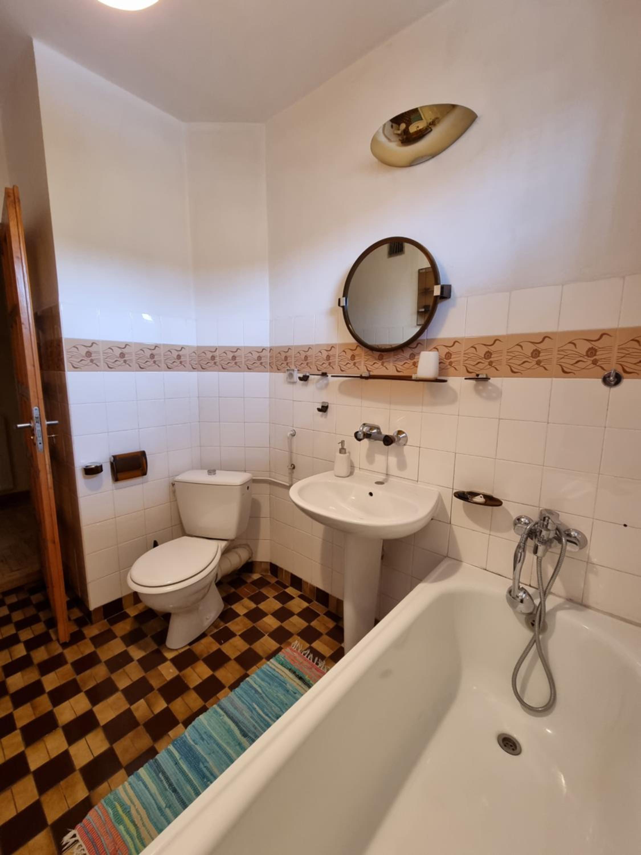 Quadruple Room with Private External Bathroom photo 2