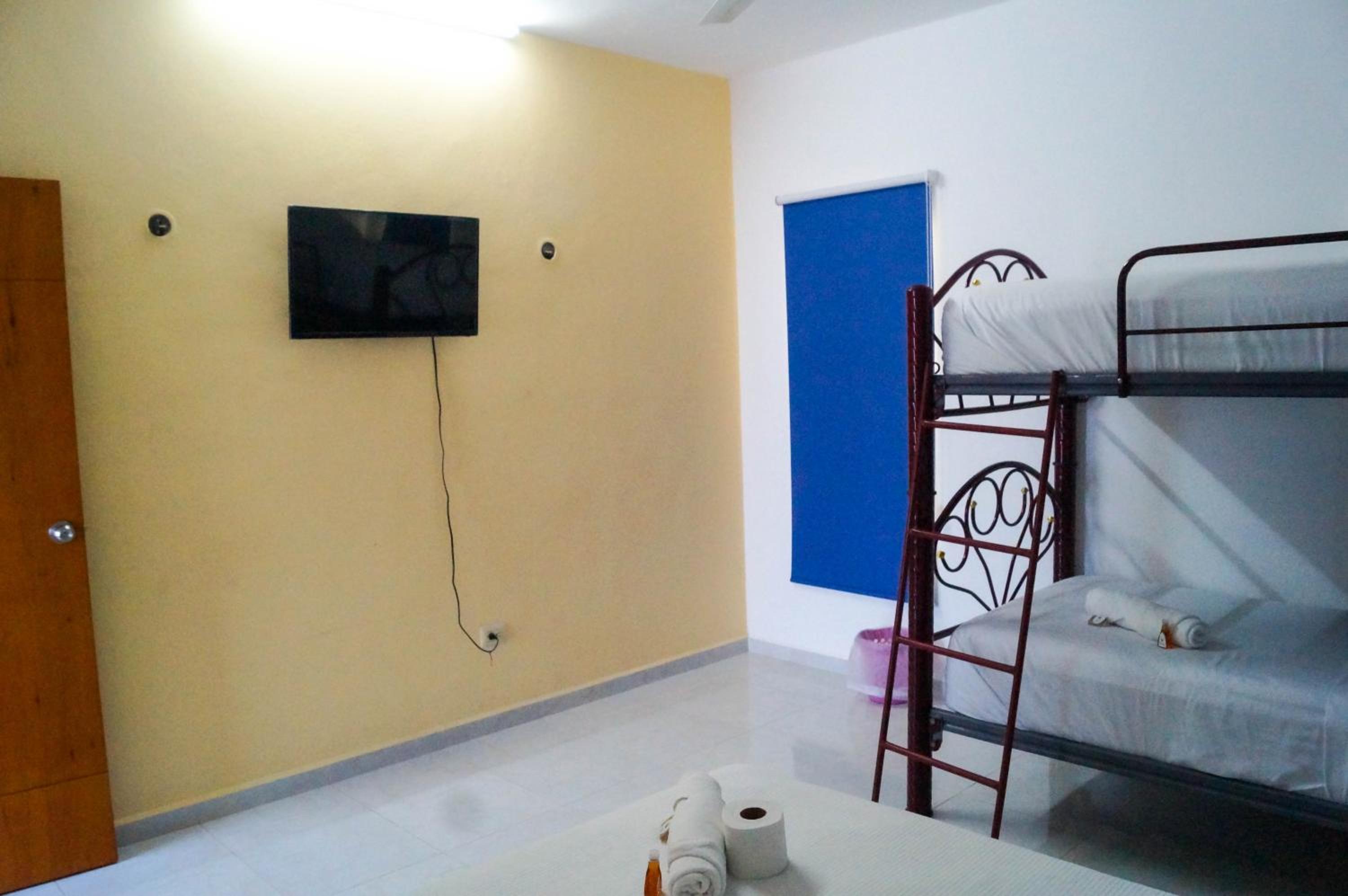 Double Room with Private Bathroom photo 1