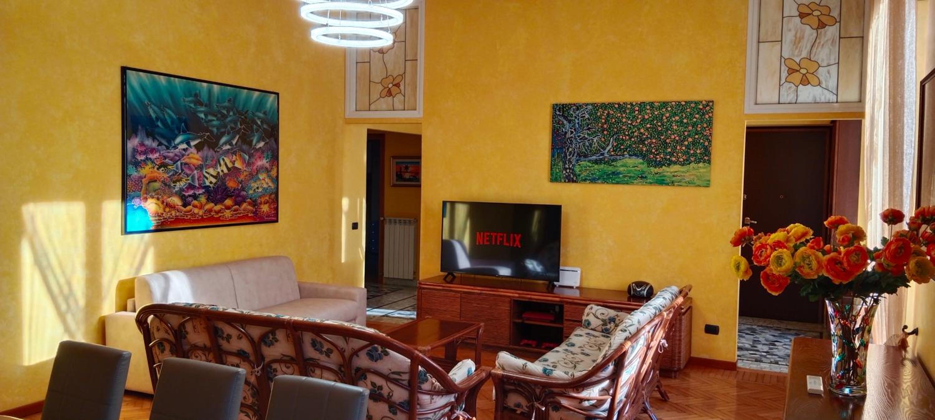 Deluxe Apartment