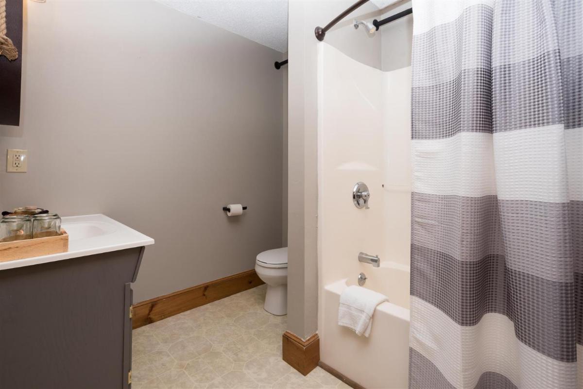 Twin Room with Lake View