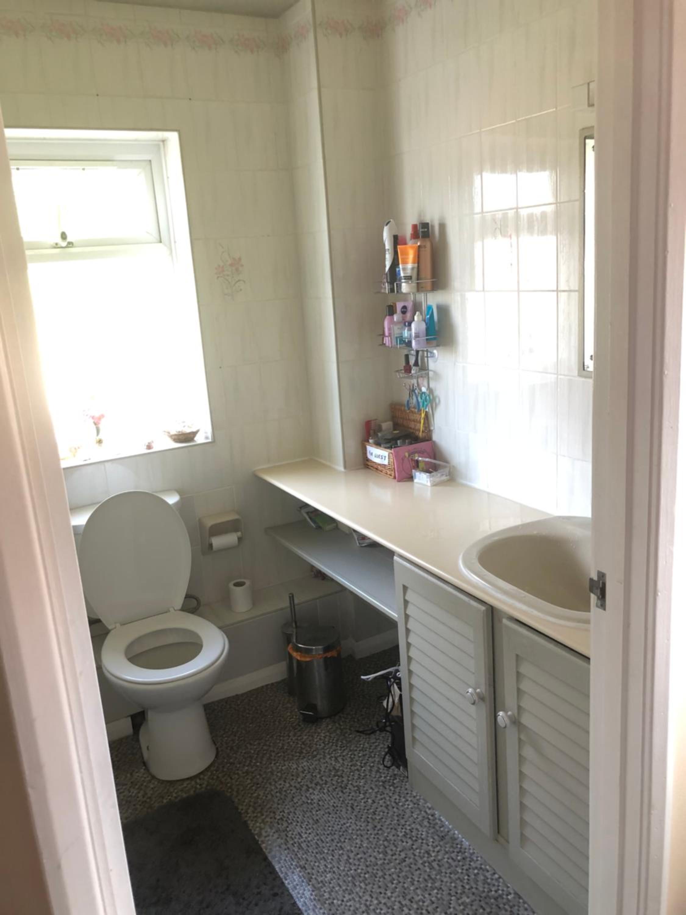 Budget Single Room photo 2