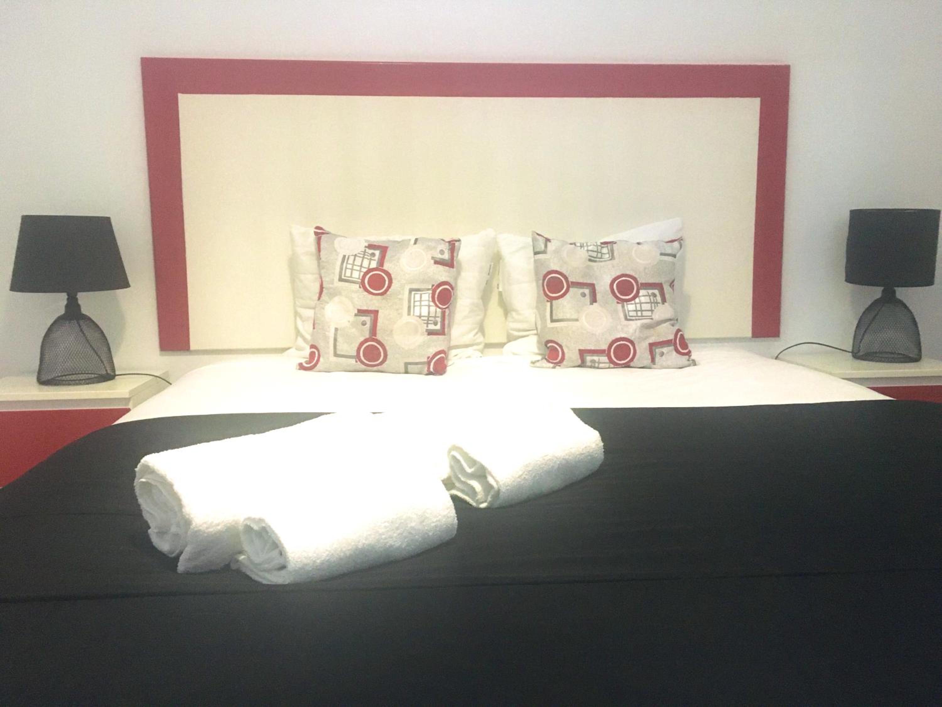 One-Bedroom Apartment - Photo 10