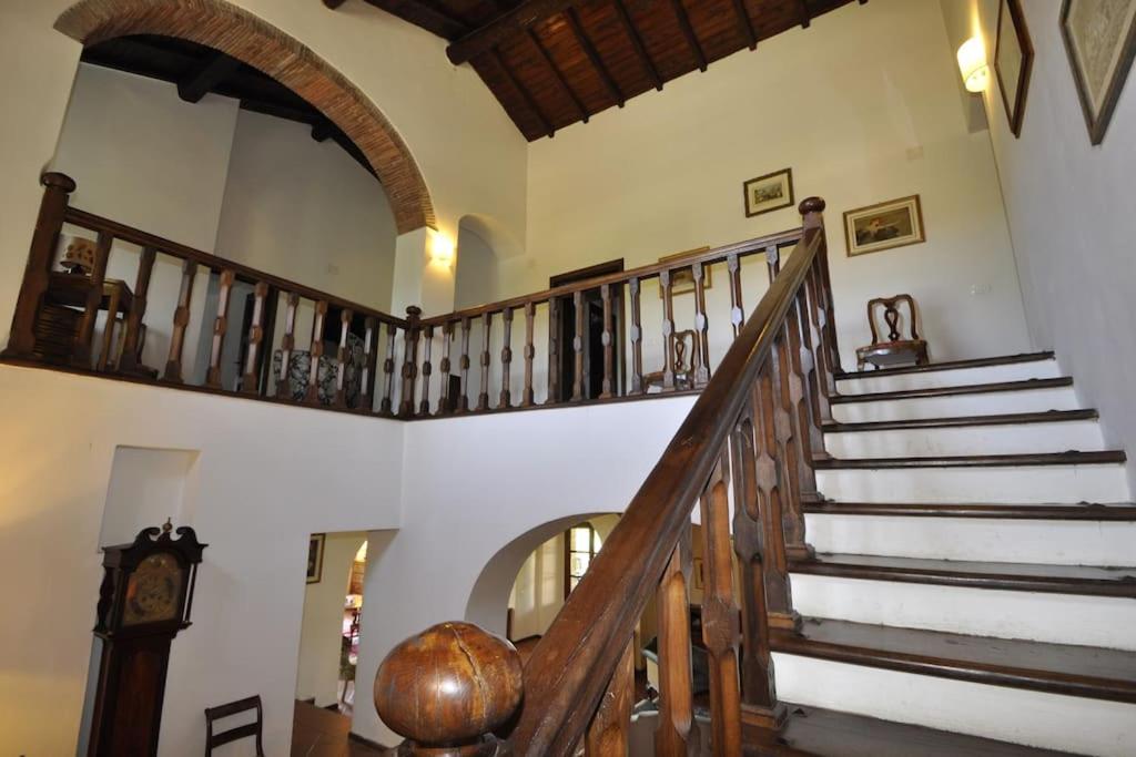 Villa photo 1