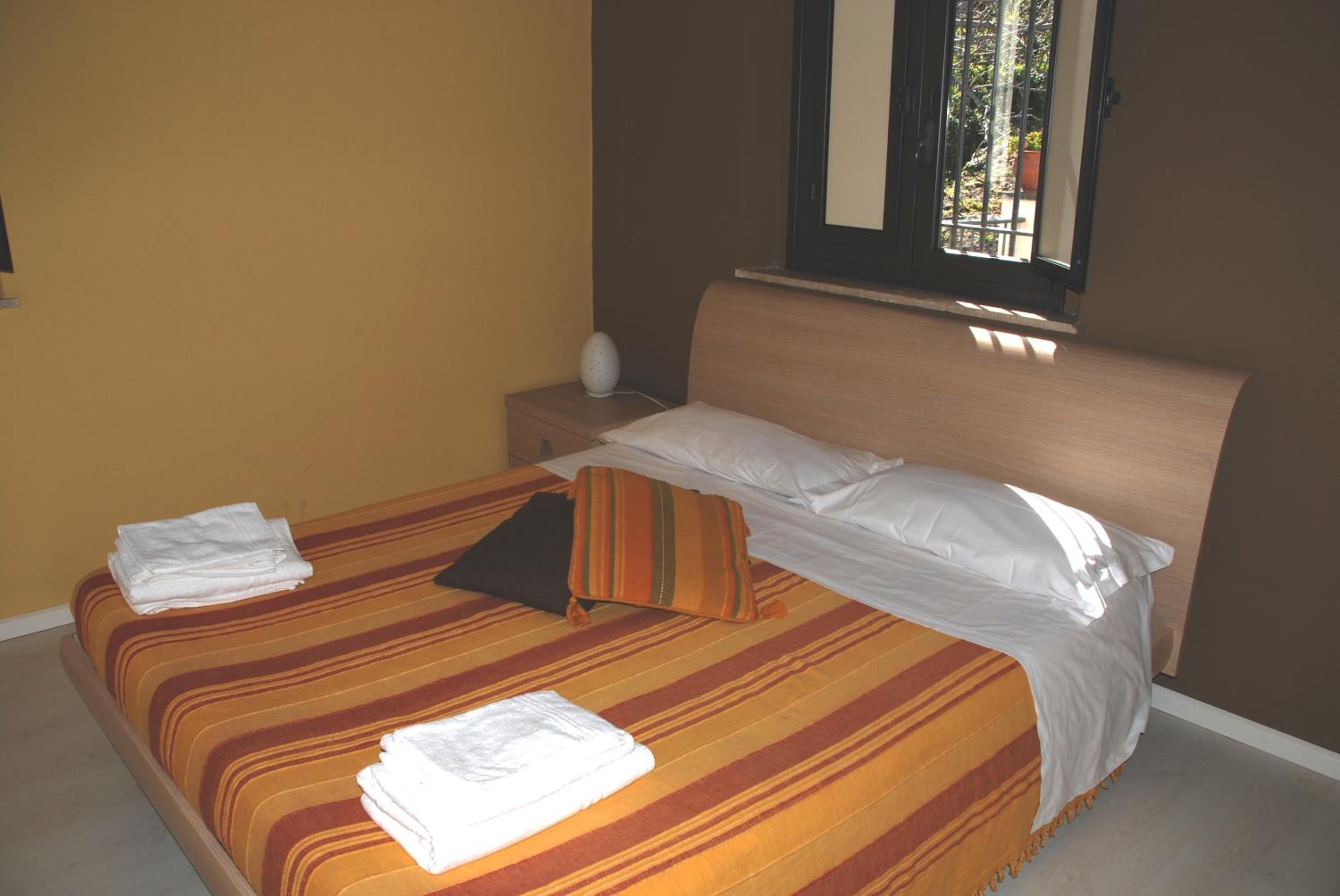One-Bedroom Apartment with Sea View photo 1