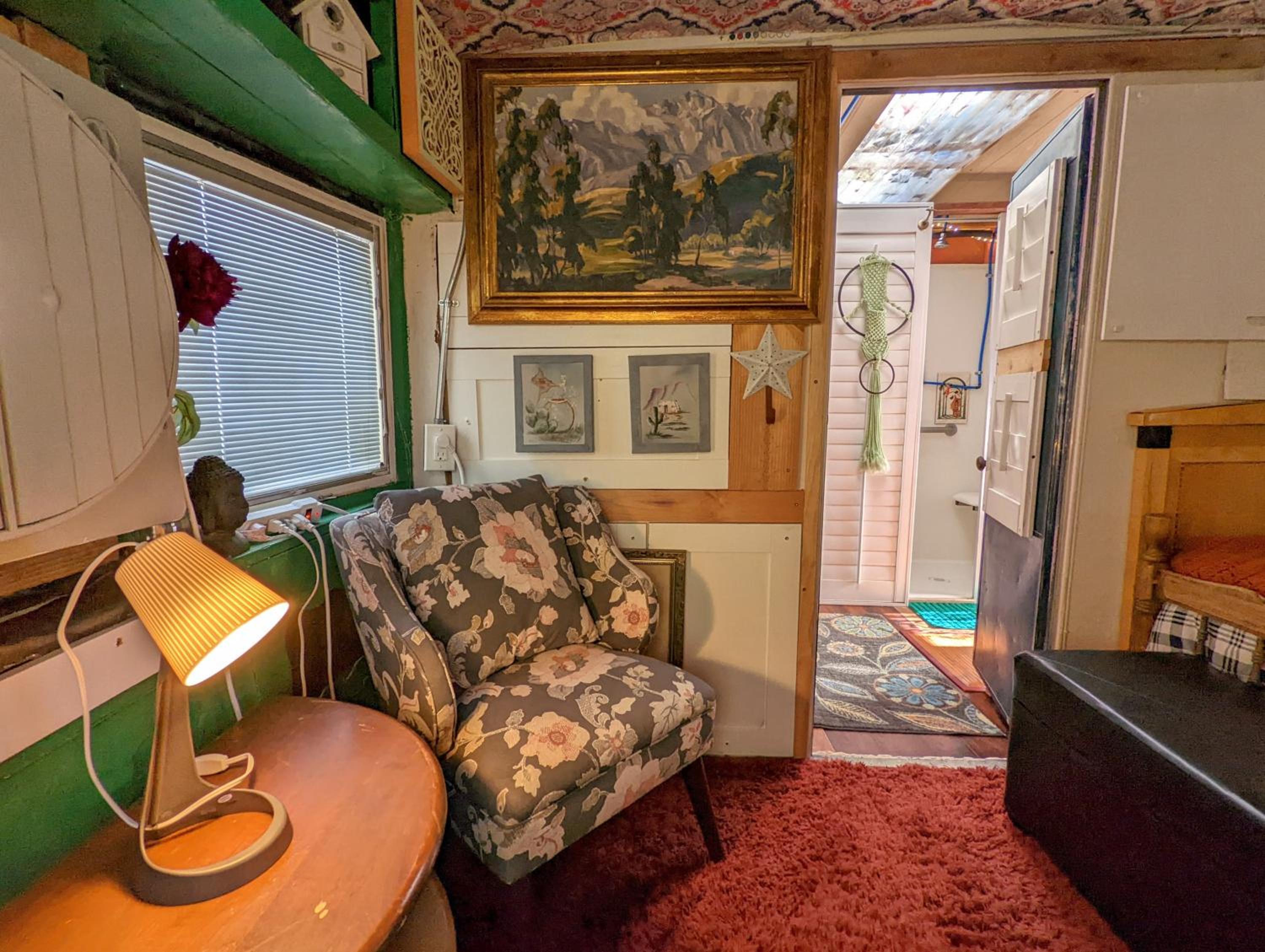 Deluxe Bungalow with Garden View photo 3