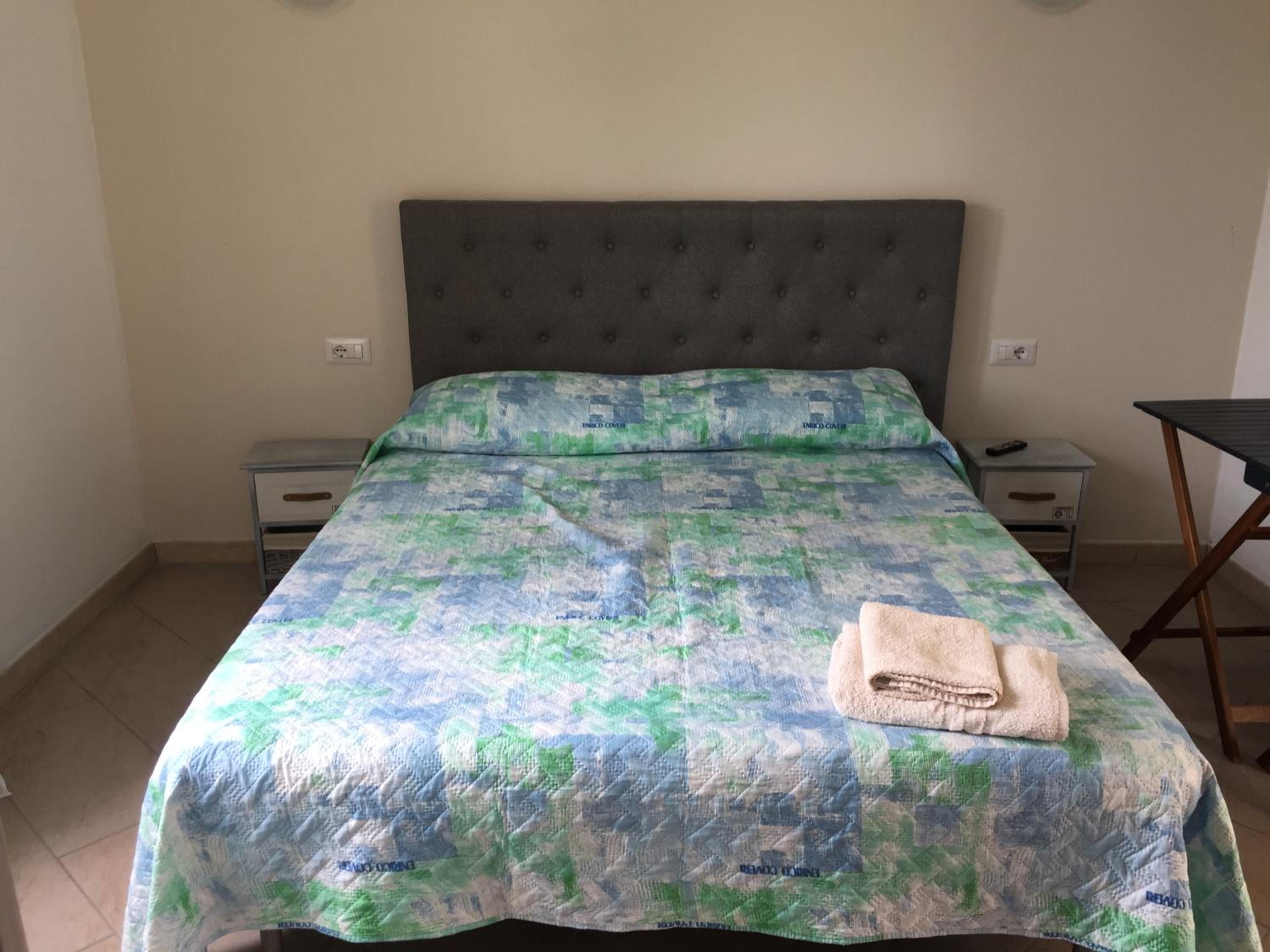 Twin Room with Private Bathroom