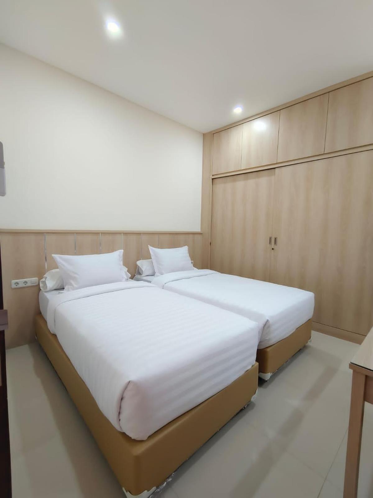 Deluxe Twin Room photo 2
