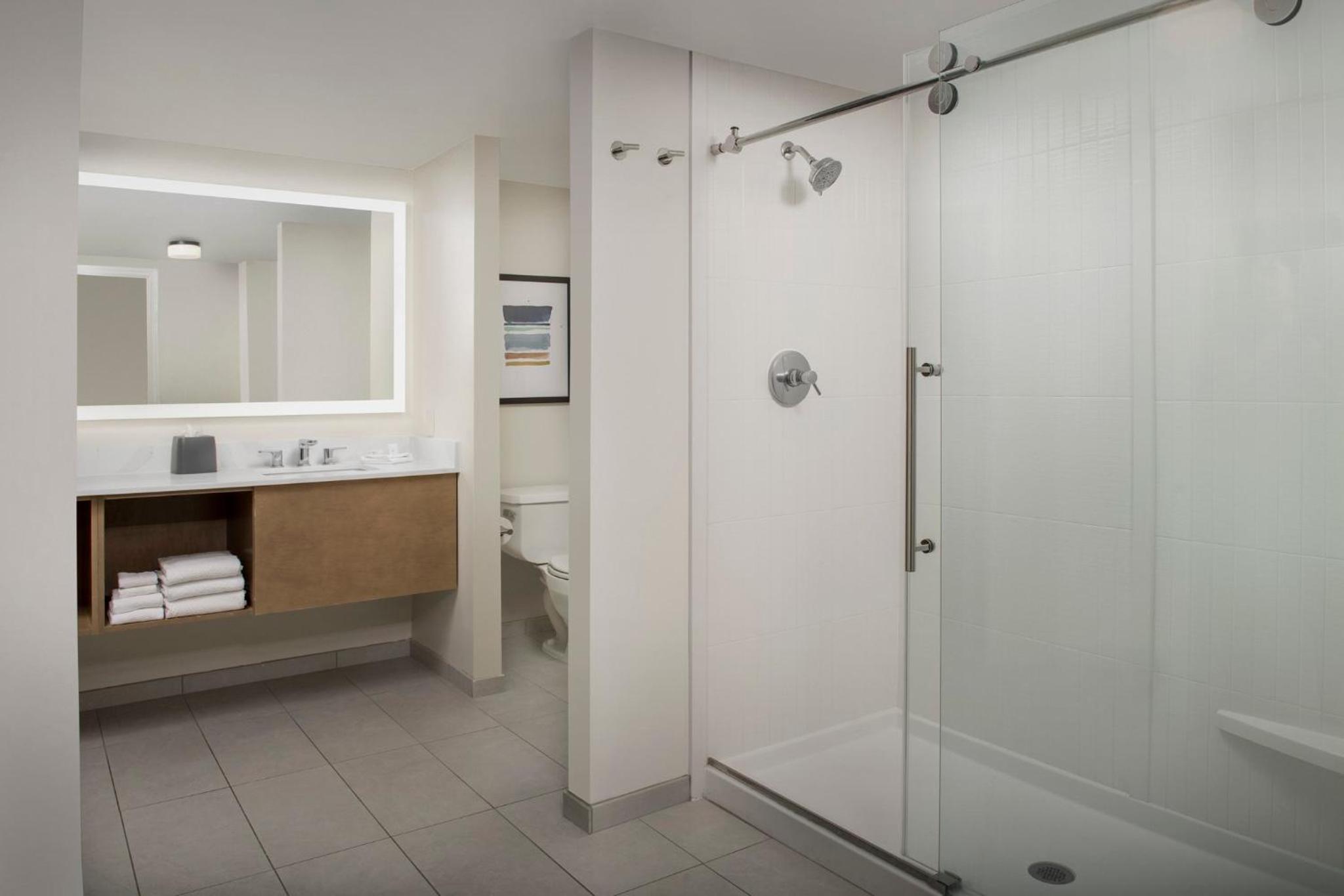 Studio Suite - Photo 6