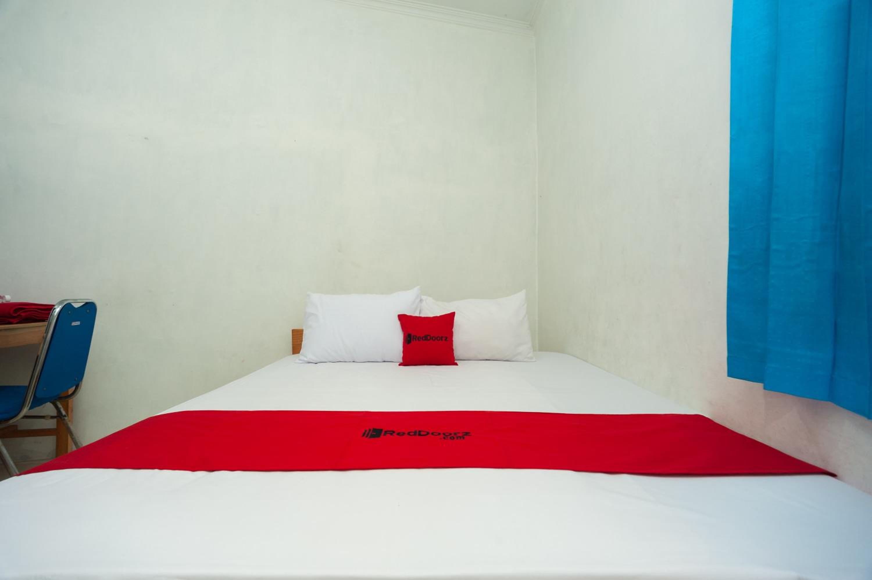 Standard Double Room - Photo 2