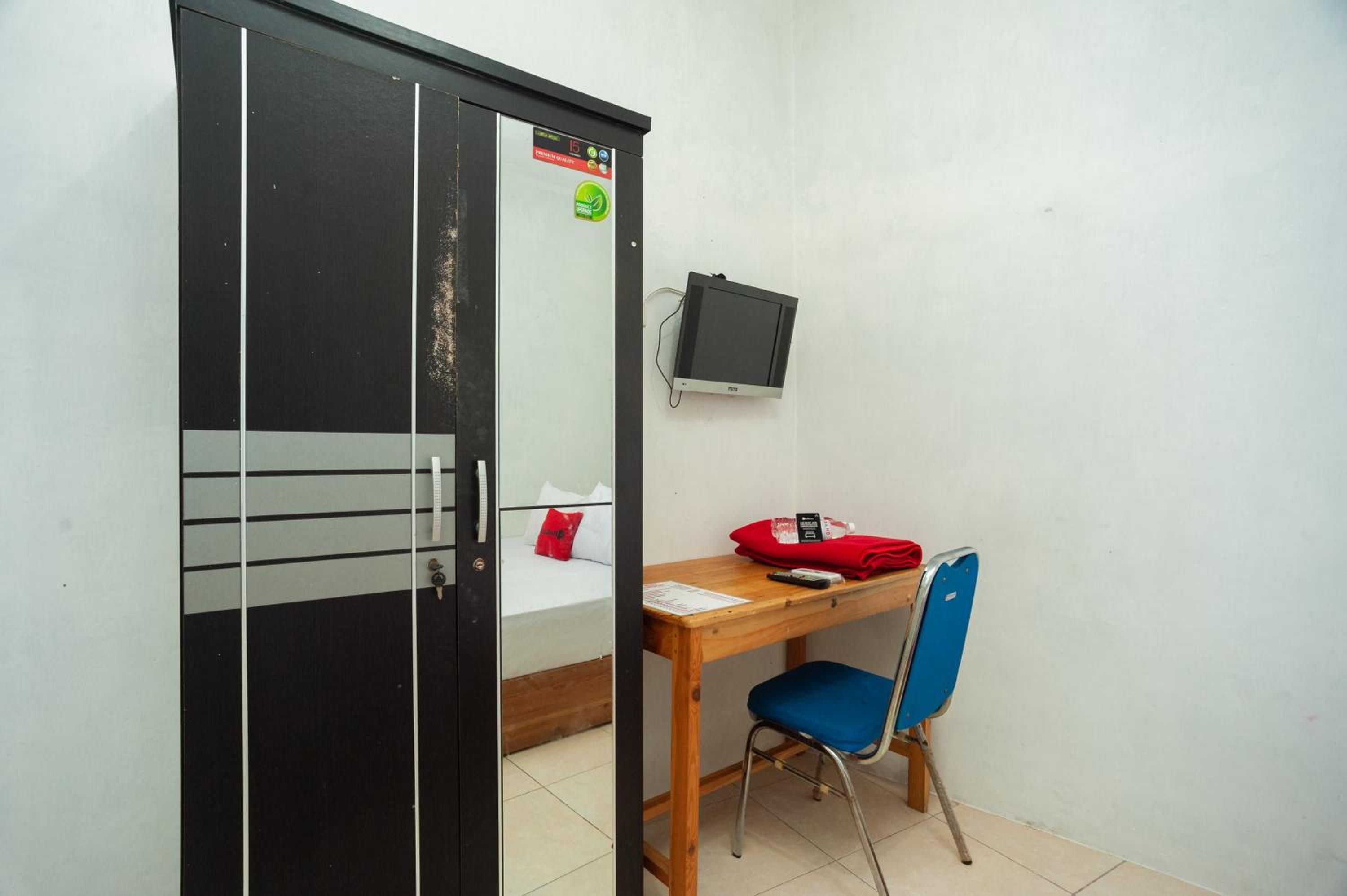 Standard Double Room - Photo 7