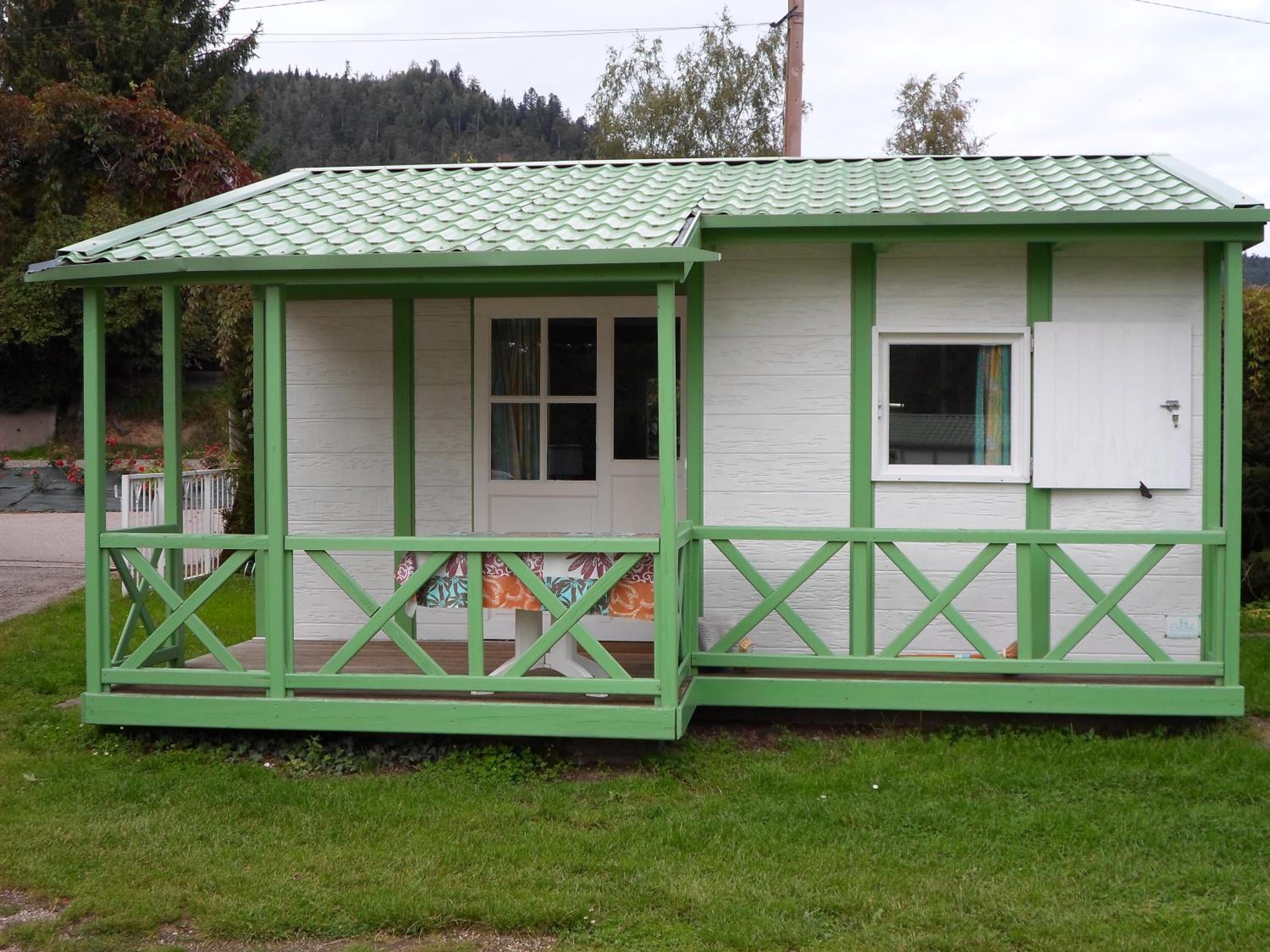 Bungalow (2 Adults) photo 1