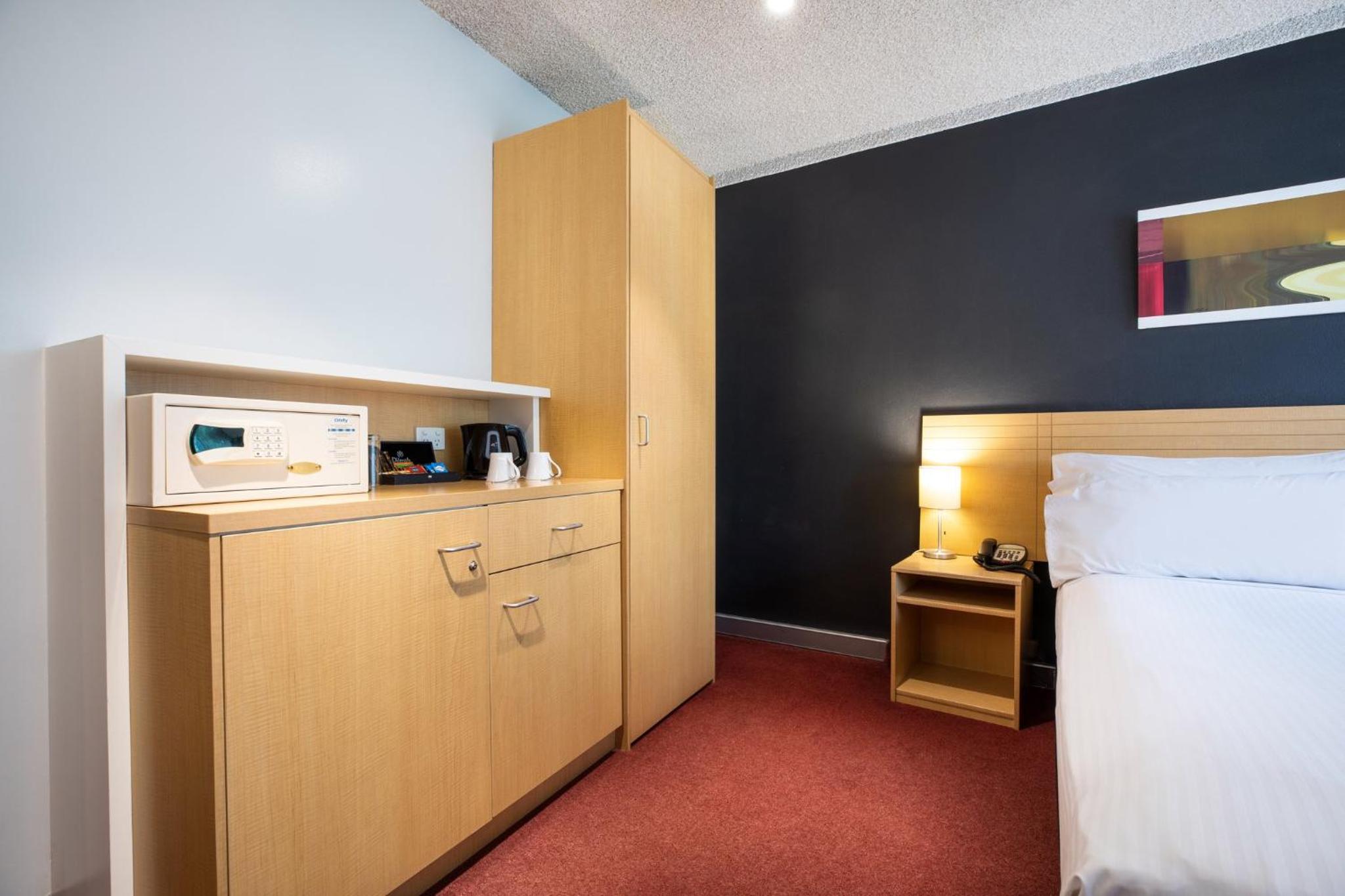 Standard One Queen Bed - Accessible